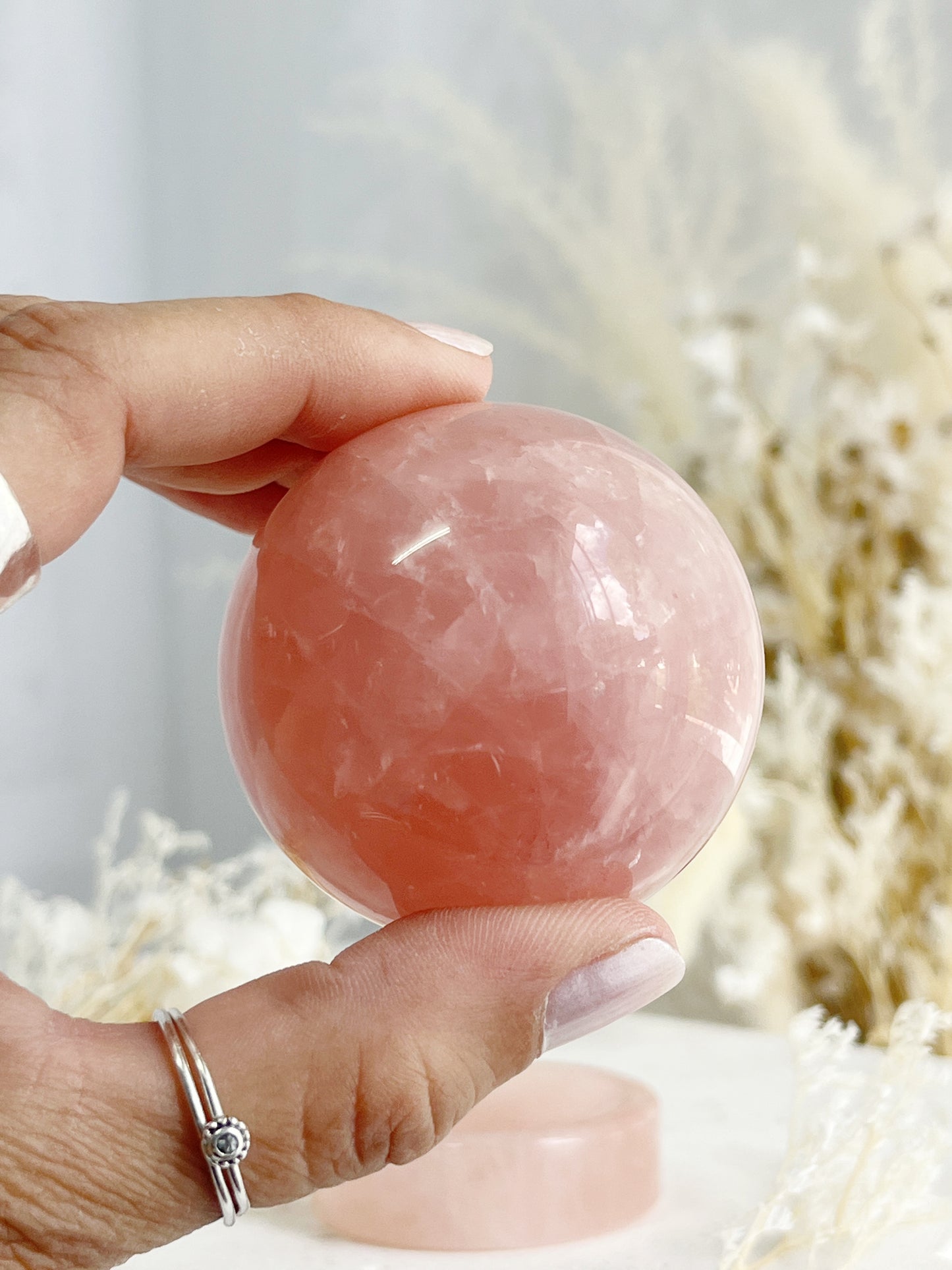 ROSE QUARTZ SPHERE || 31756