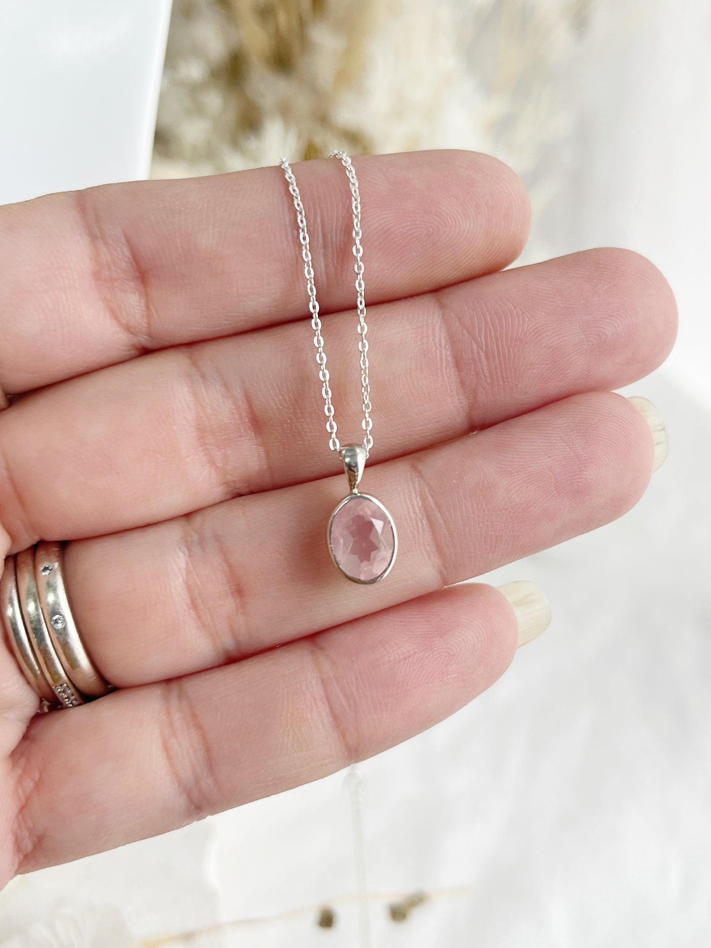 ROSE QUARTZ NECKLACE || 31699