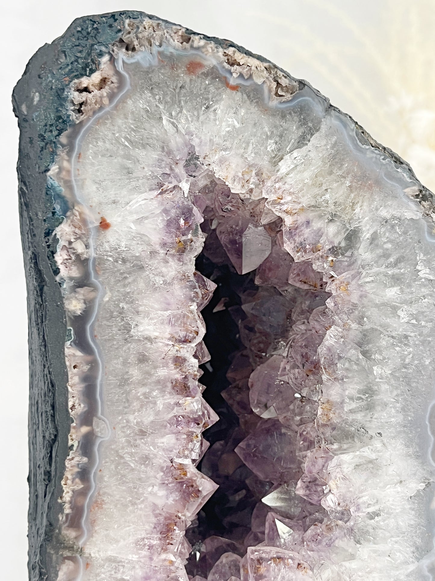 AMETHYST CAVE || 31709