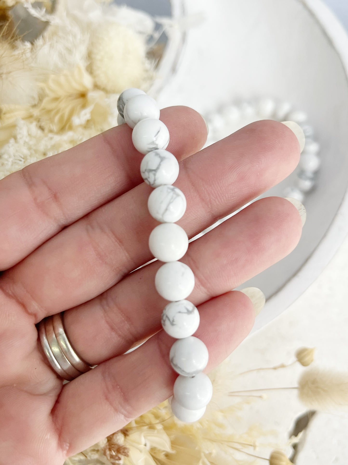 HOWLITE BEAD BRACELET | 8MM