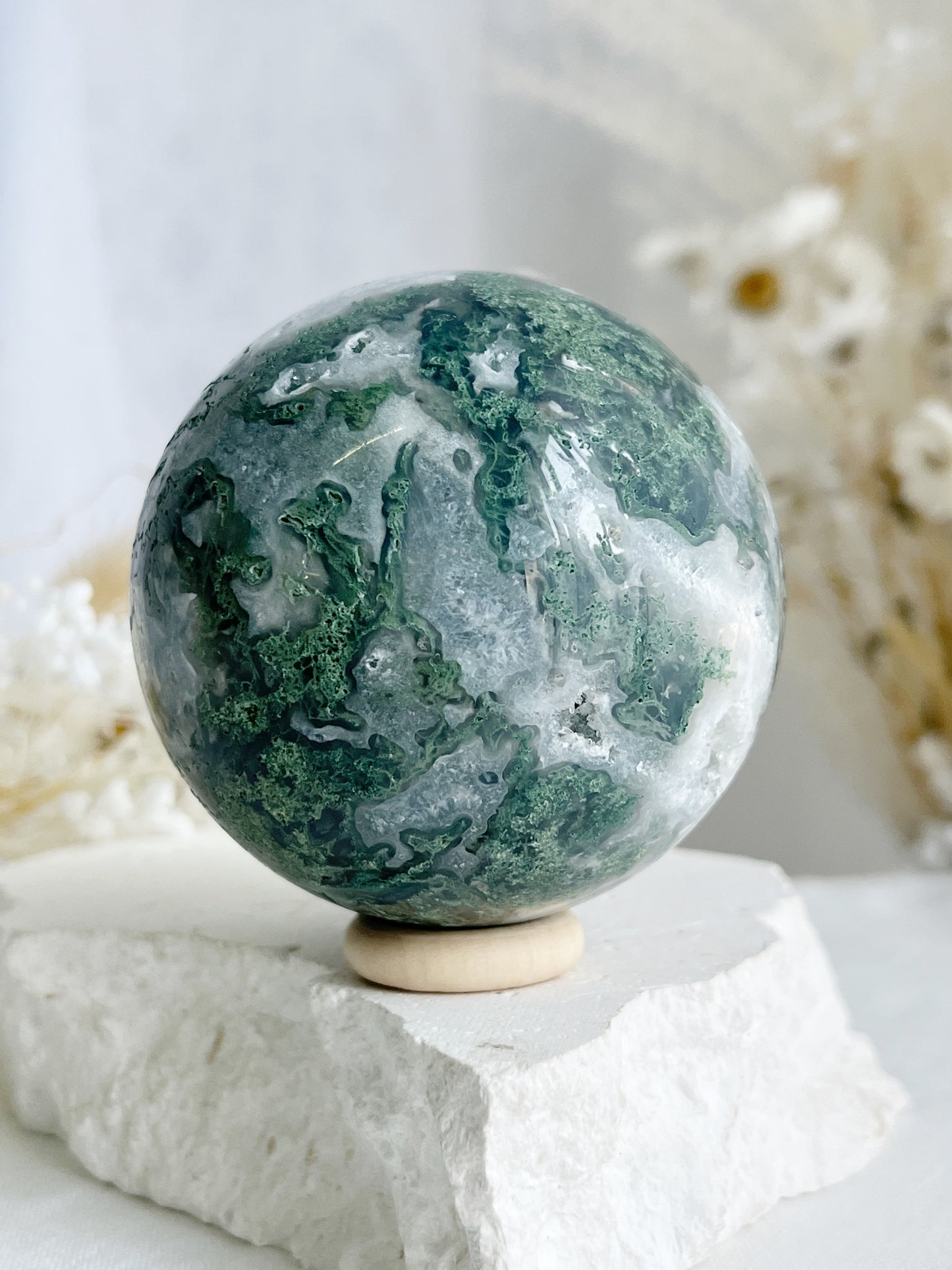 MOSS AGATE SPHERE APPROX 6.4CM. STONED AND SAGED AUSTRALIA.