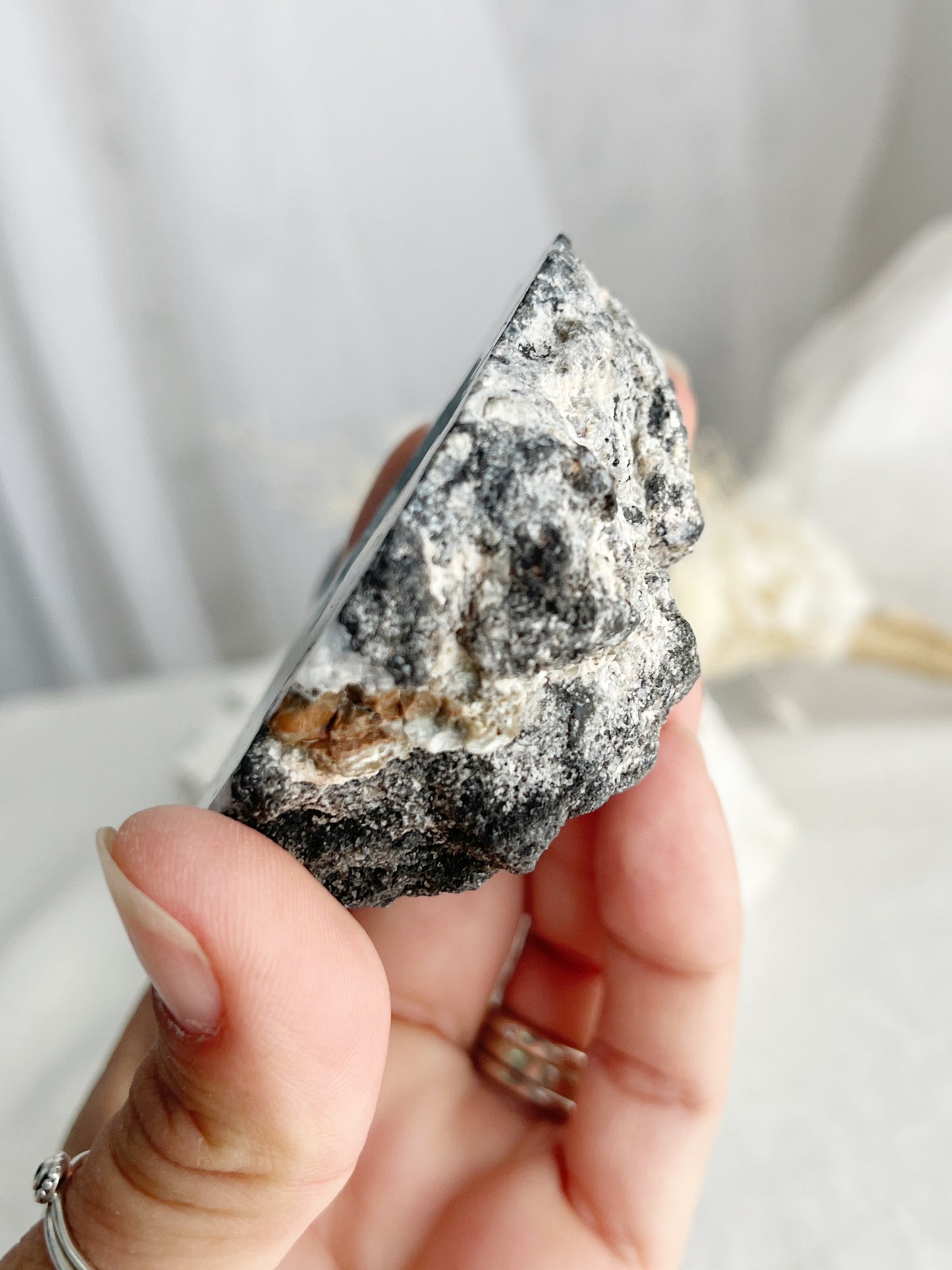 TRANCAS GEODE. Agate, Quartz, Calcite + Chalcedony. STONED AND SAGED AUSTRALIA