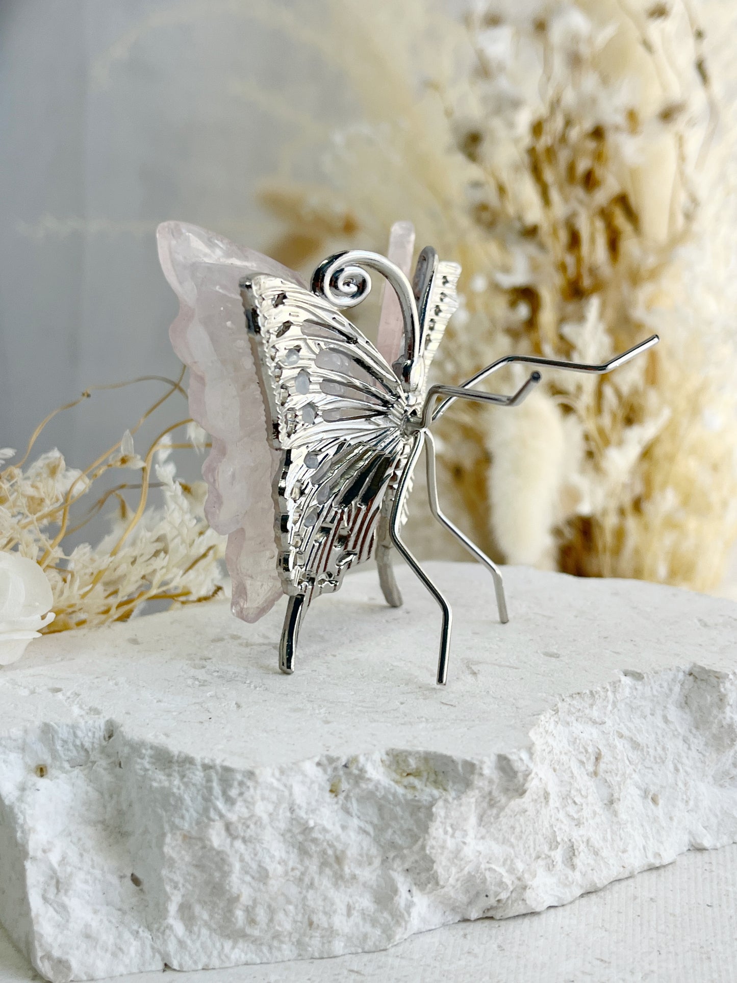 ROSE QUARTZ BUTTERFLY || 31784