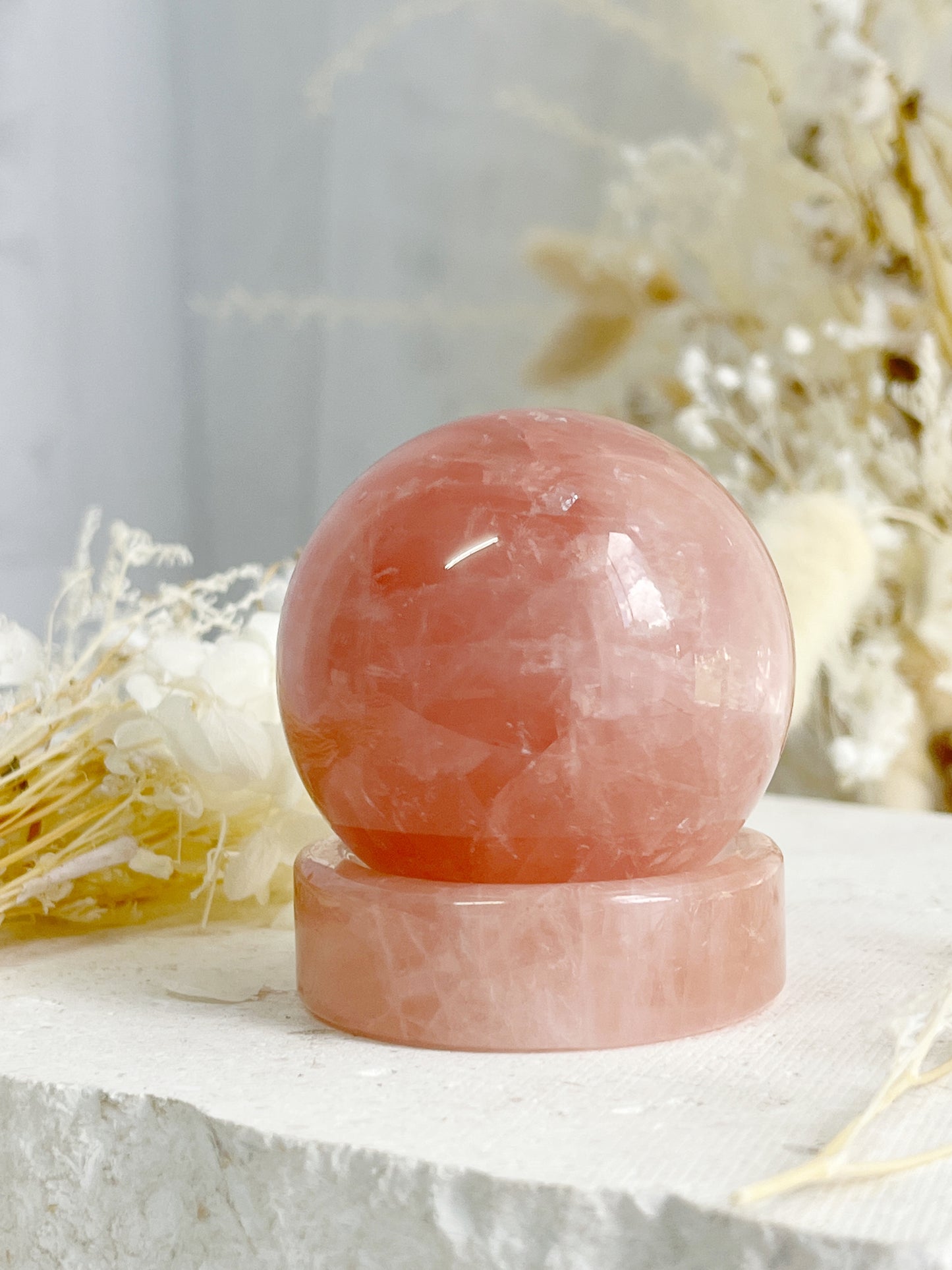 ROSE QUARTZ SPHERE || 31756