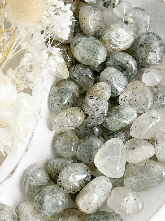 GREEN TOURMALINE IN QUARTZ TUMBLE