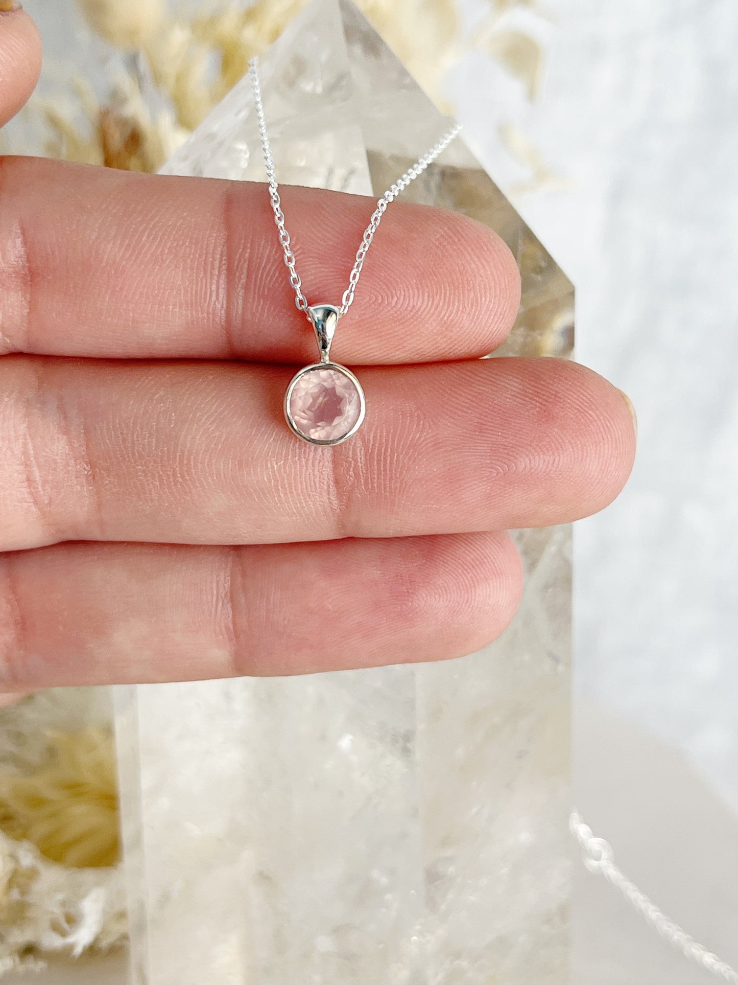 ROSE QUARTZ NECKLACE || ROUND