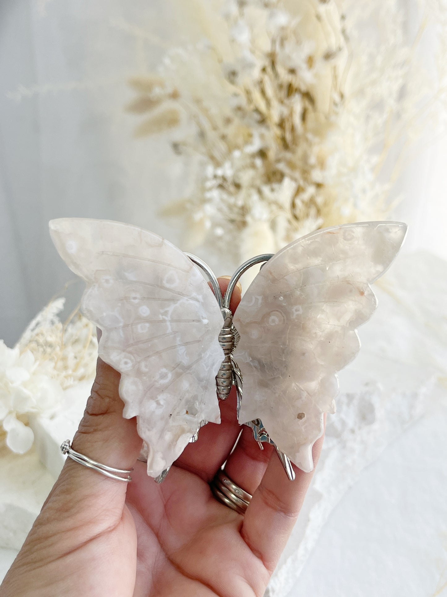 FLOWER AGATE CRYSTAL BUTTERFLY AUSTRALIA SELF GROWTH TRANSFORMATION LOVE HEALING STONED AND SAGED