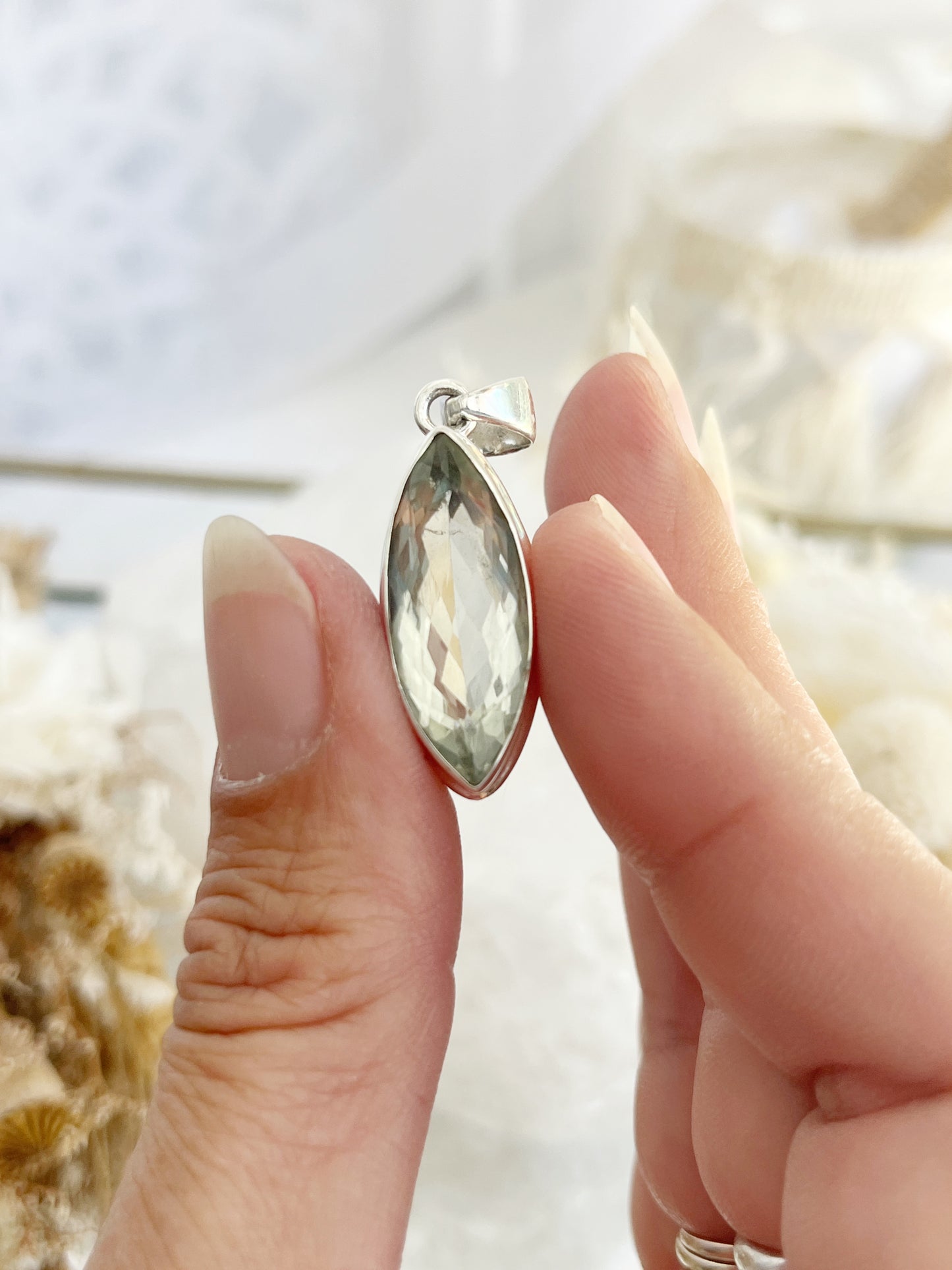 FACETED PRASIOLITE PENDANT || 30068