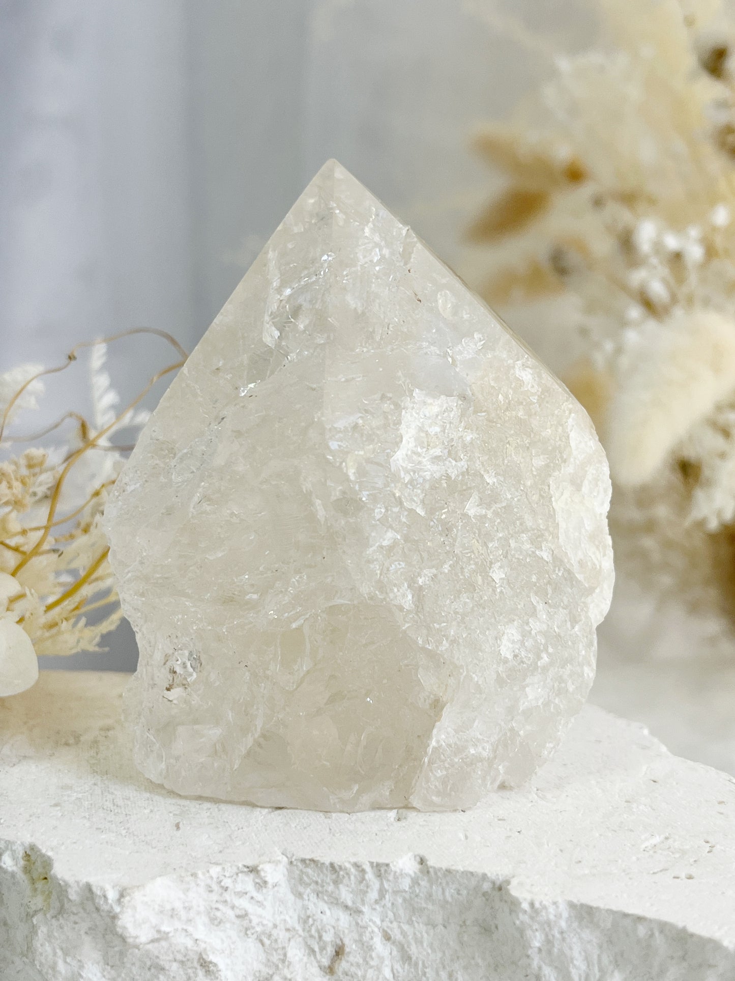 CLEAR QUARTZ TOP POLISHED ROUGH POINT || 31024