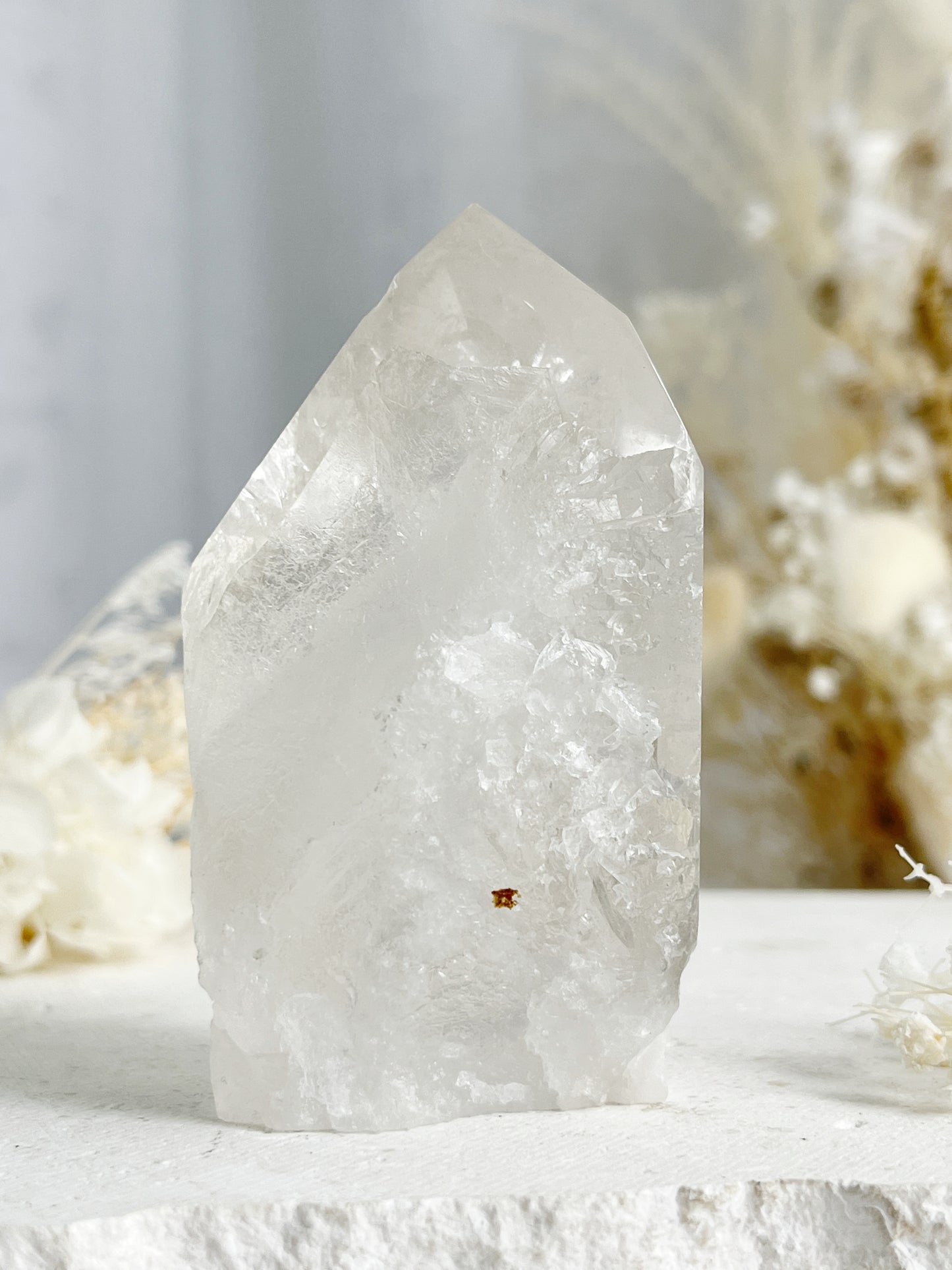 CLEAR QUARTZ SEMI POLISHED POINT || 31701