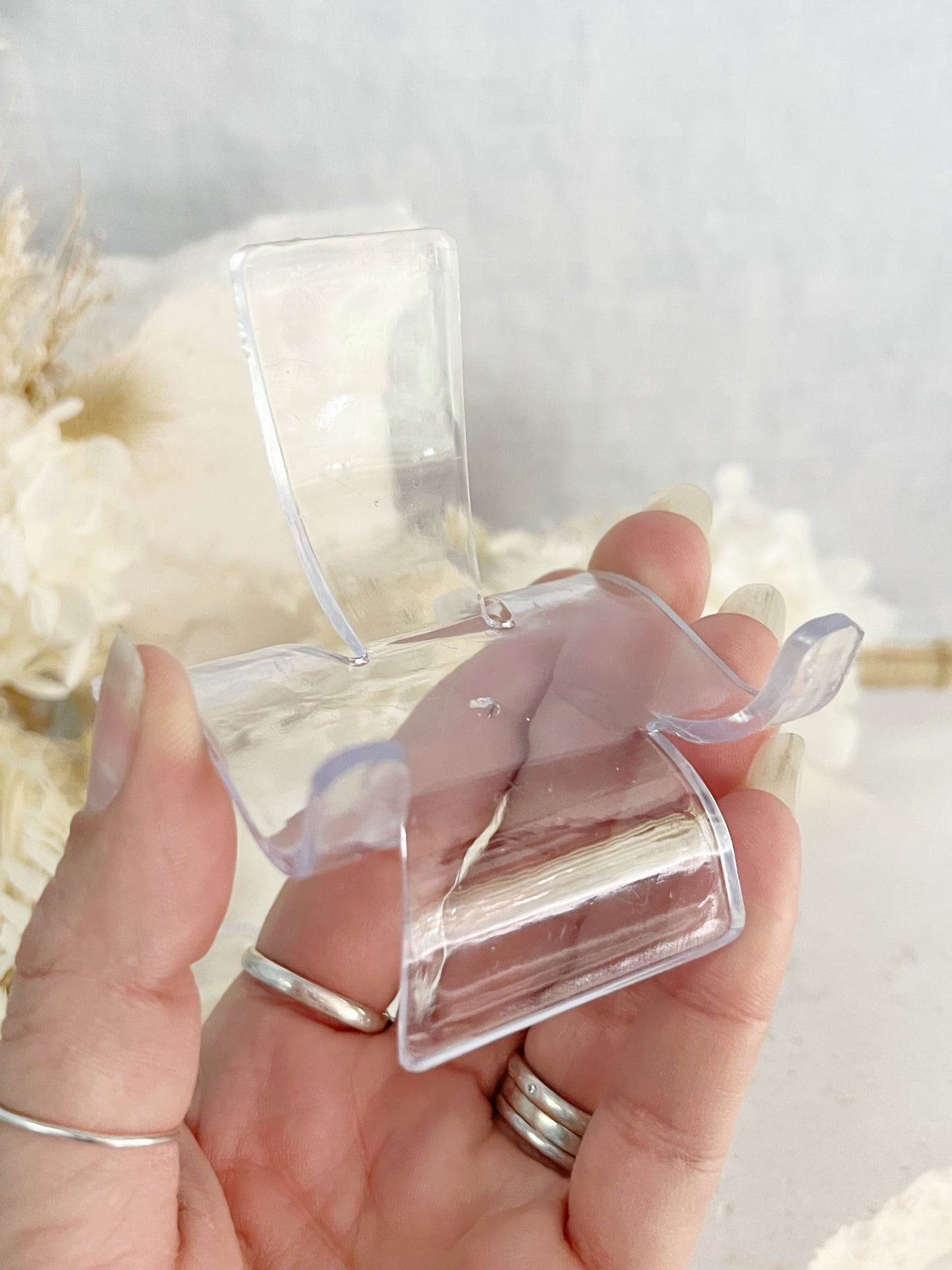 PLASTIC STAND
