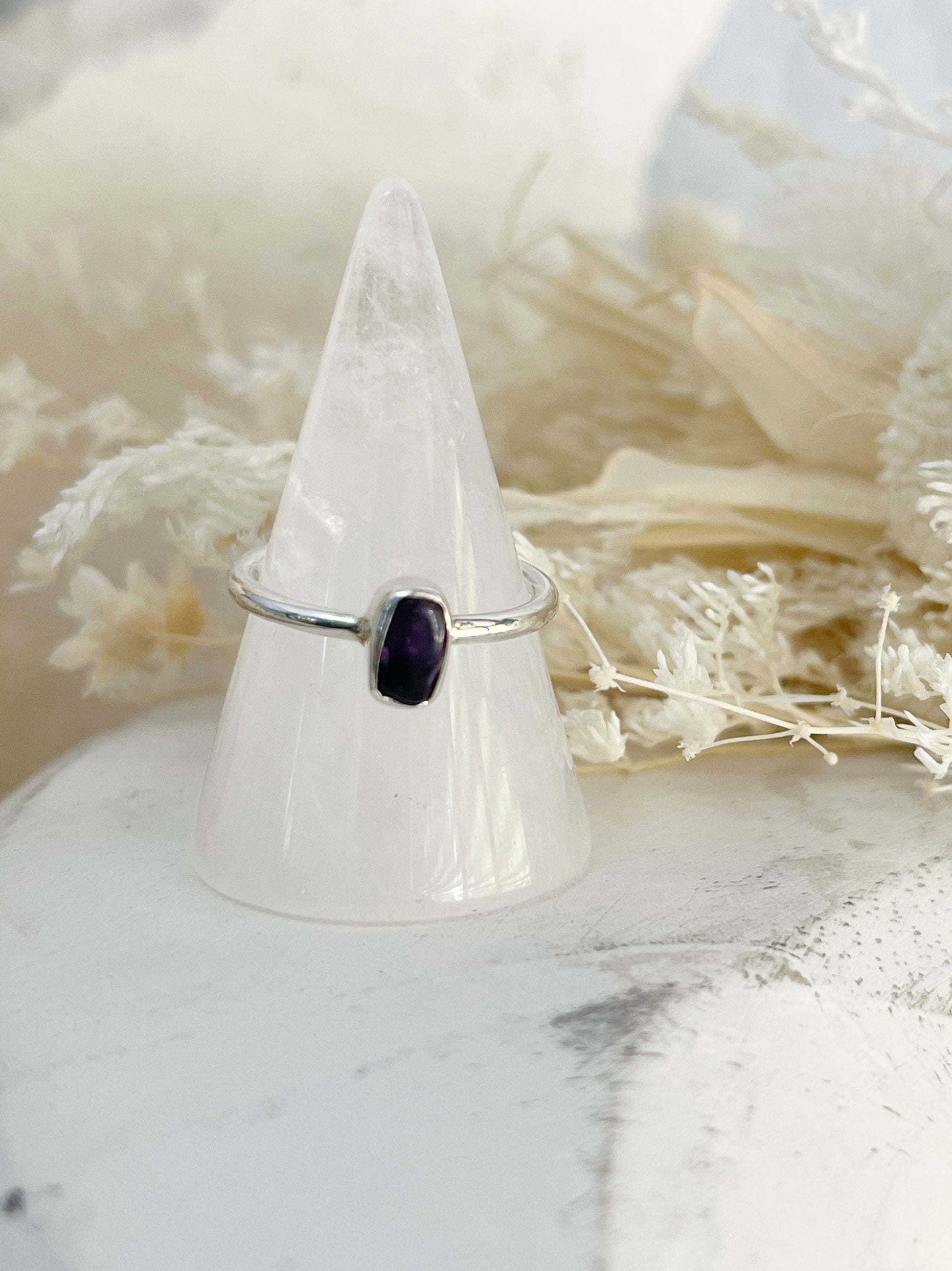 AMETHYST STERLING SILVER RING , AUSTRALIA
