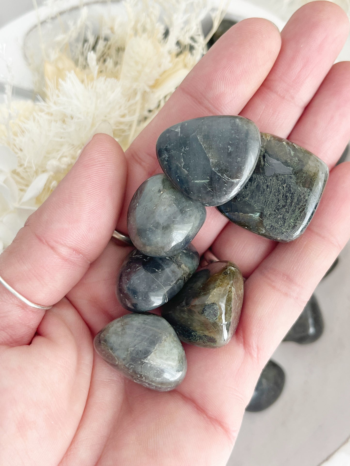 LABRADORITE TUMBLE