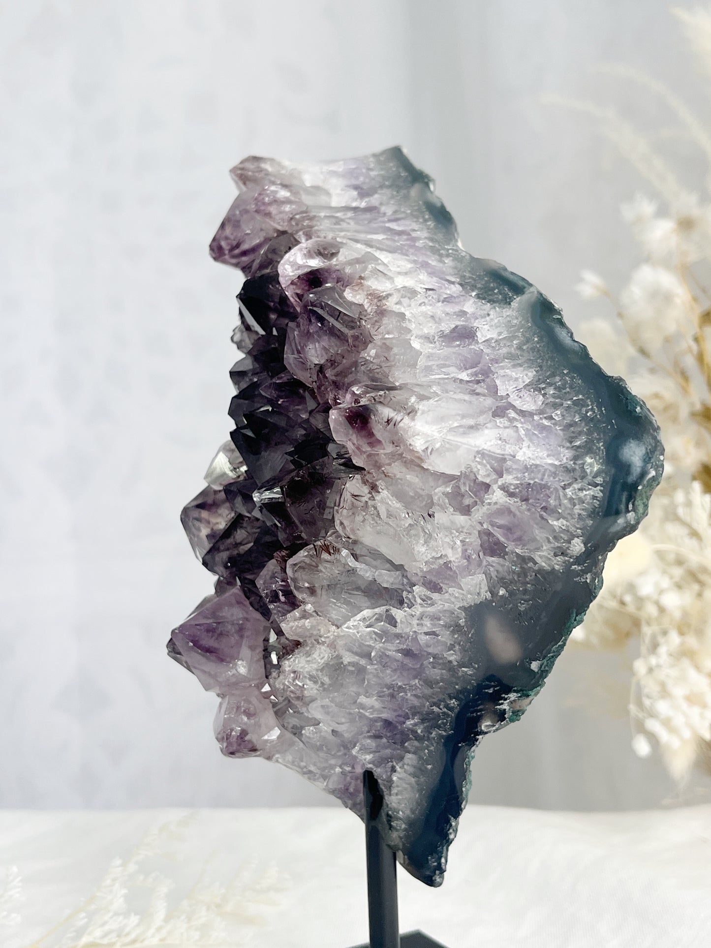 AMETHYST CLUSTER ON STAND || 31710