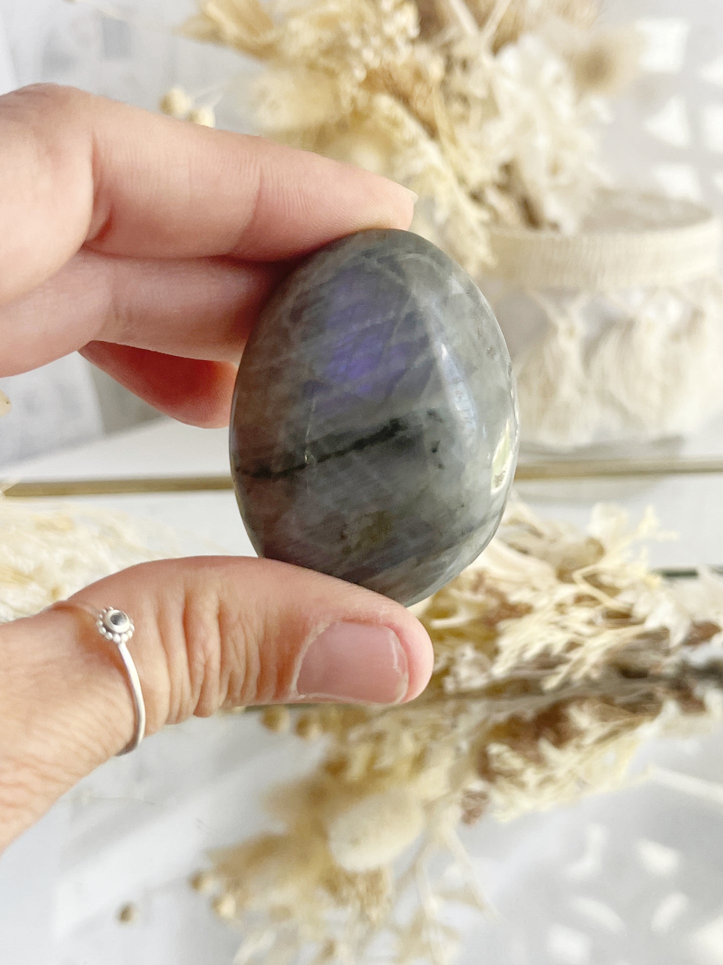 labradorite palmstone Crystal shop Australia