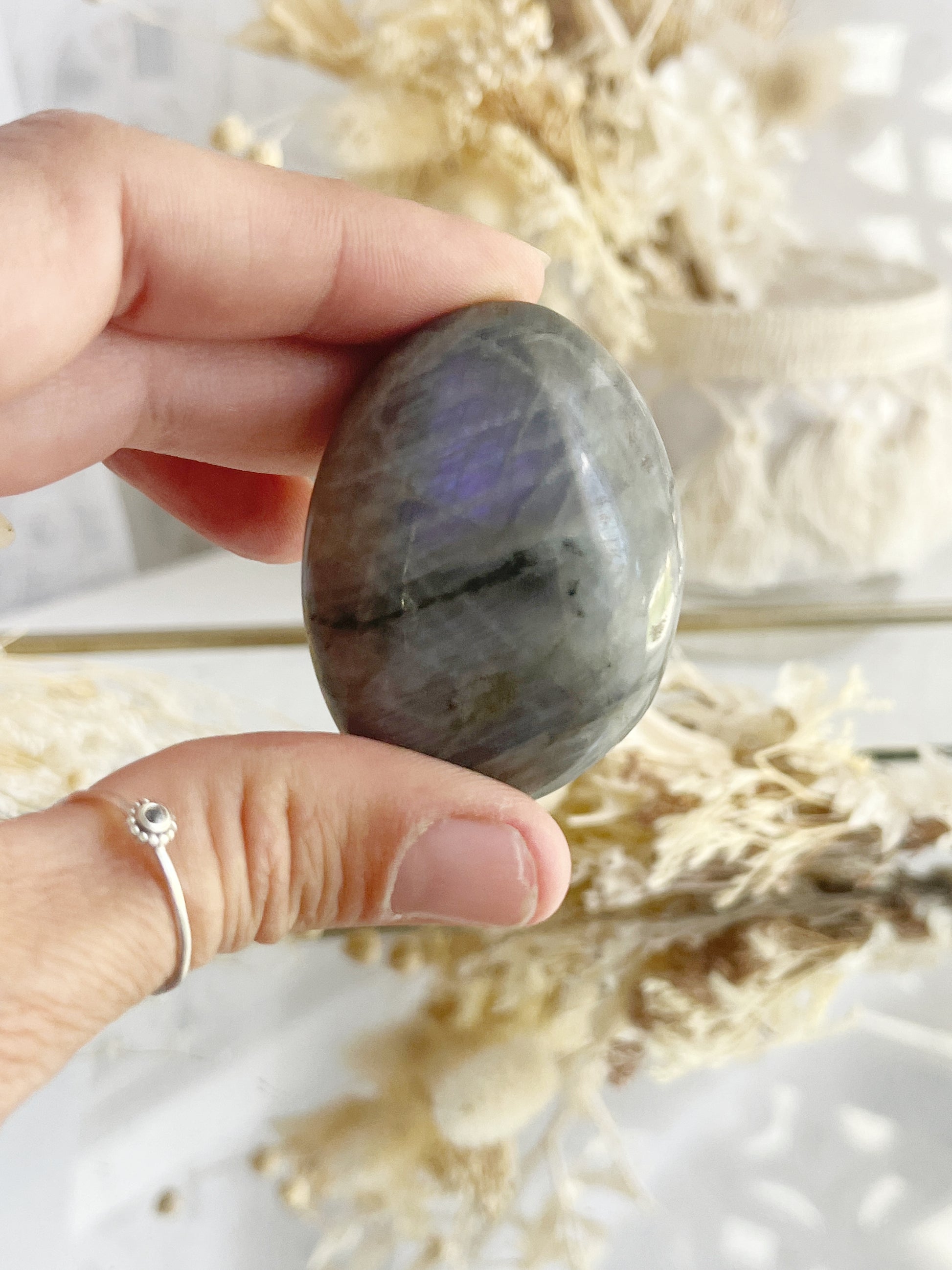 labradorite palmstone Crystal shop Australia