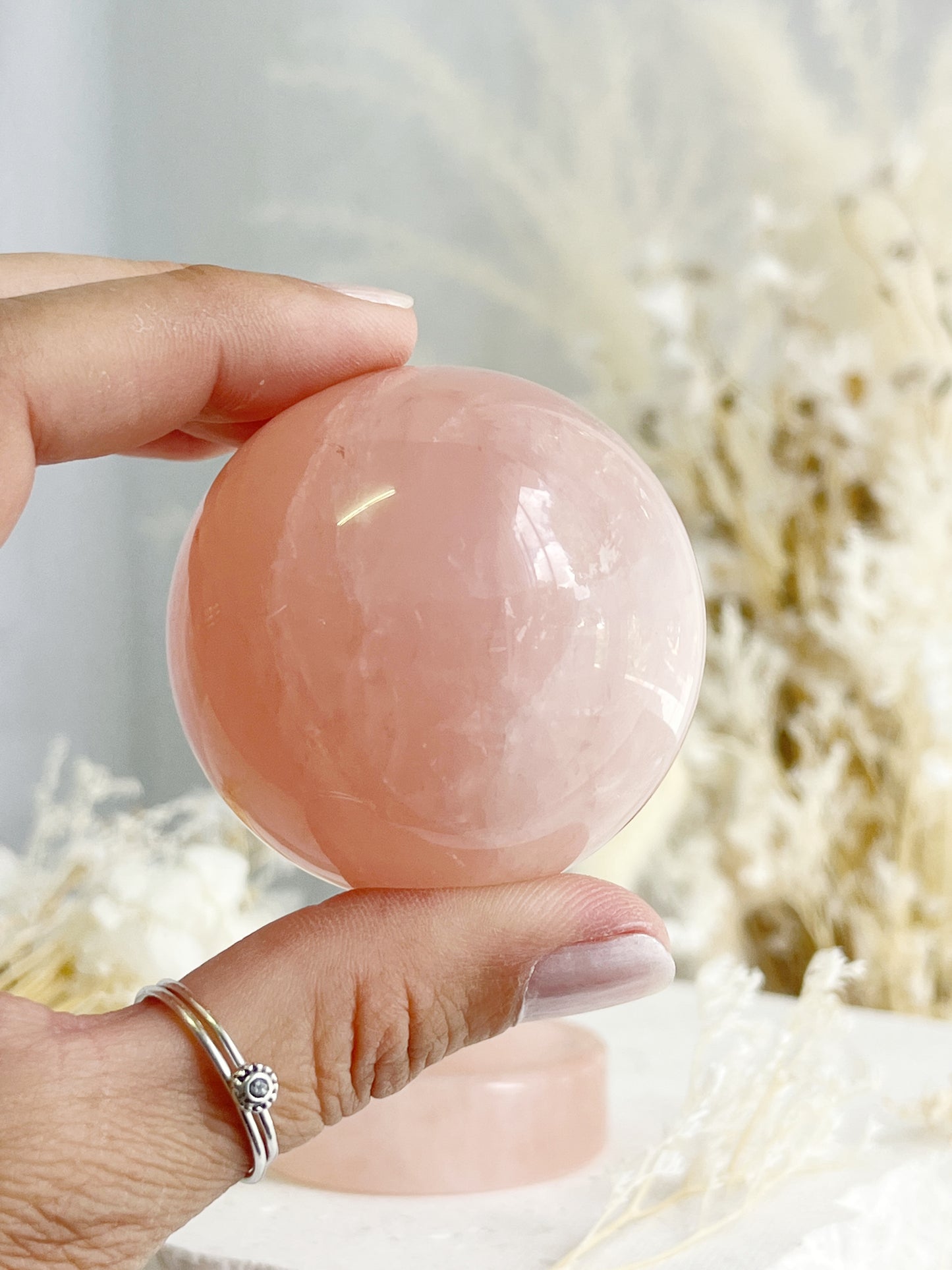 ROSE QUARTZ SPHERE || 31758