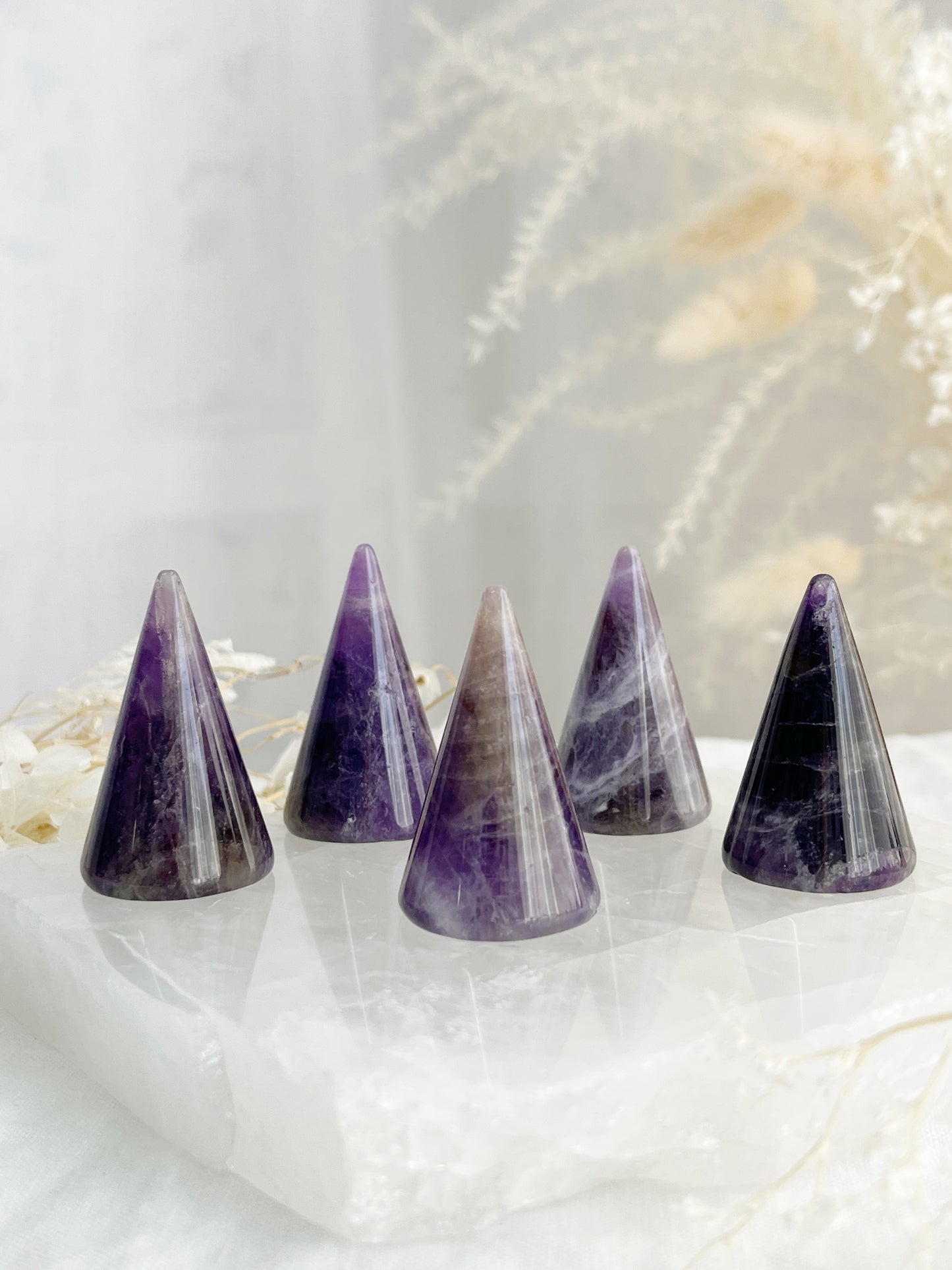 CRYSTAL RING CONE