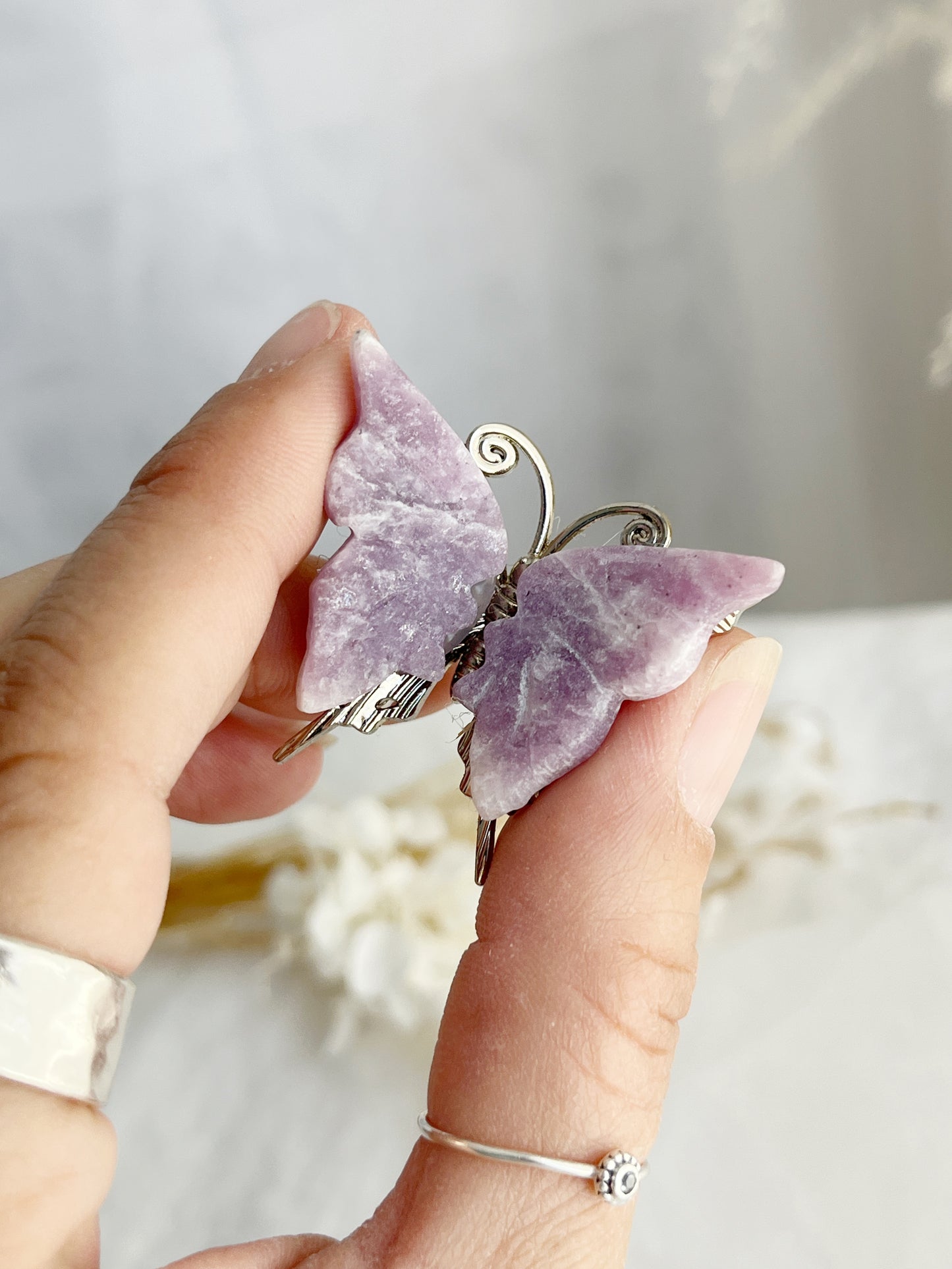 LEPIDOLITE BUTTERLY MINI || 33064