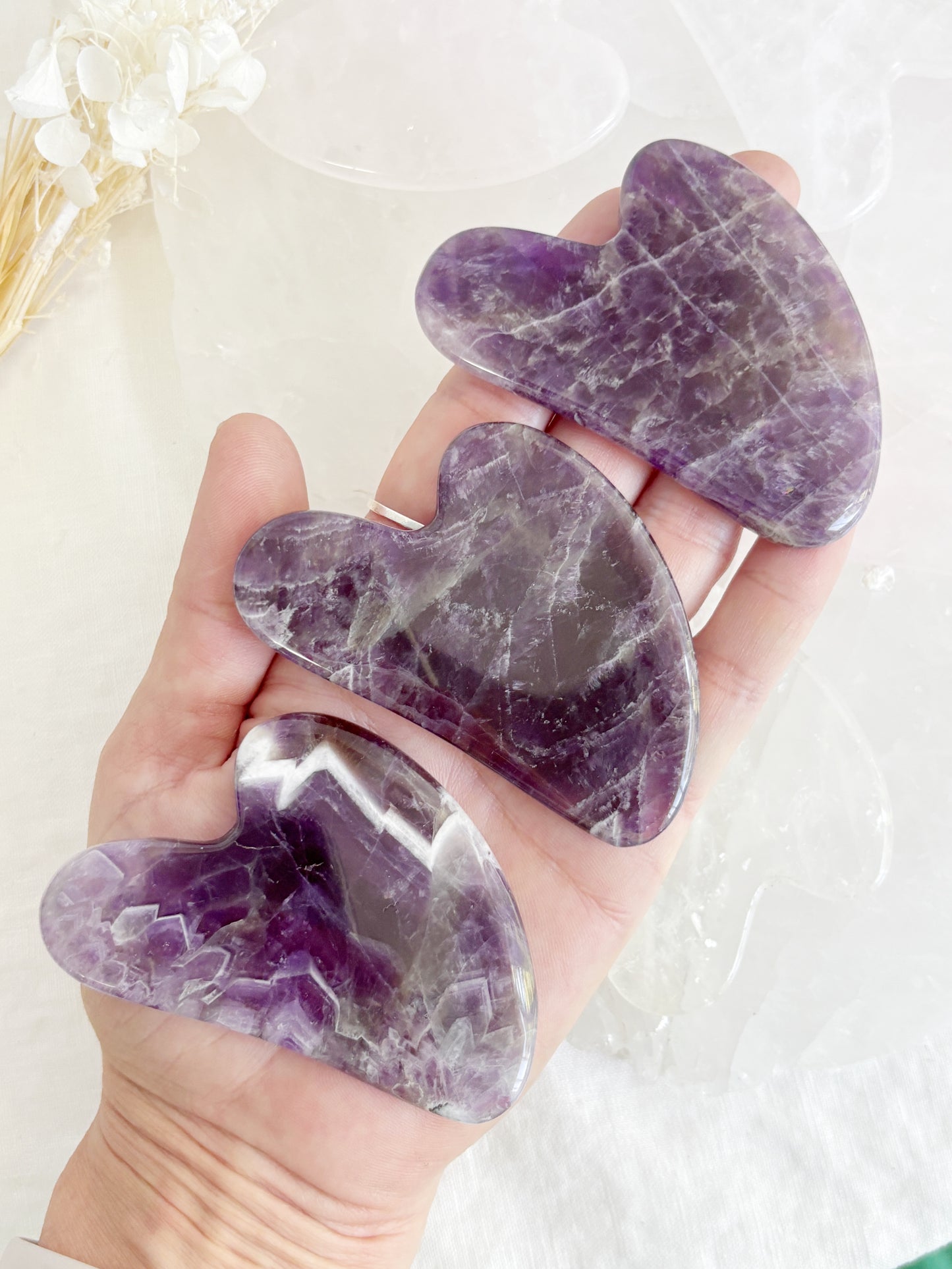 GUA SHA || INTUITIVELY CHOSEN
