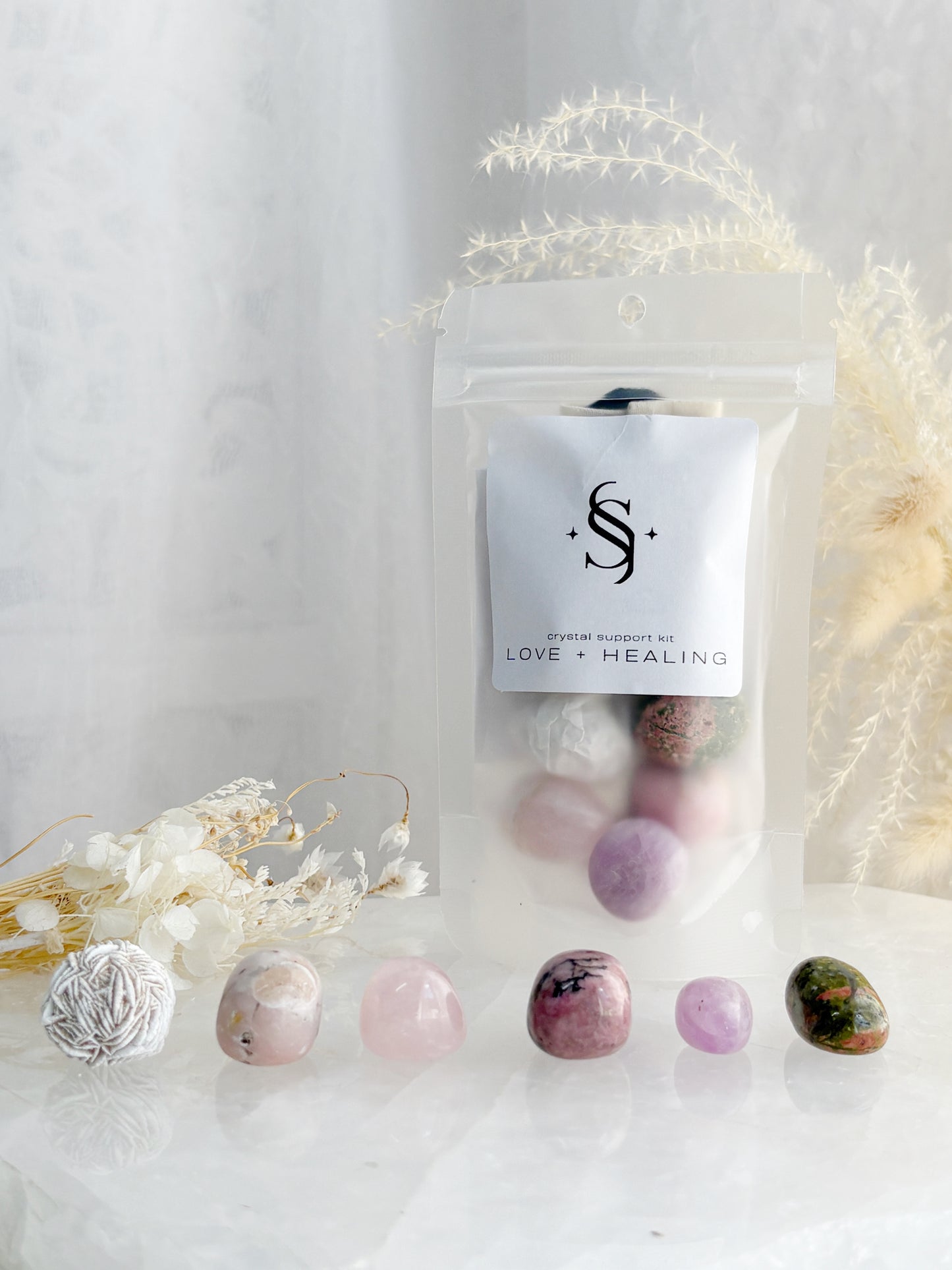 LOVE + HEALING || CRYSTAL SUPPORT KIT