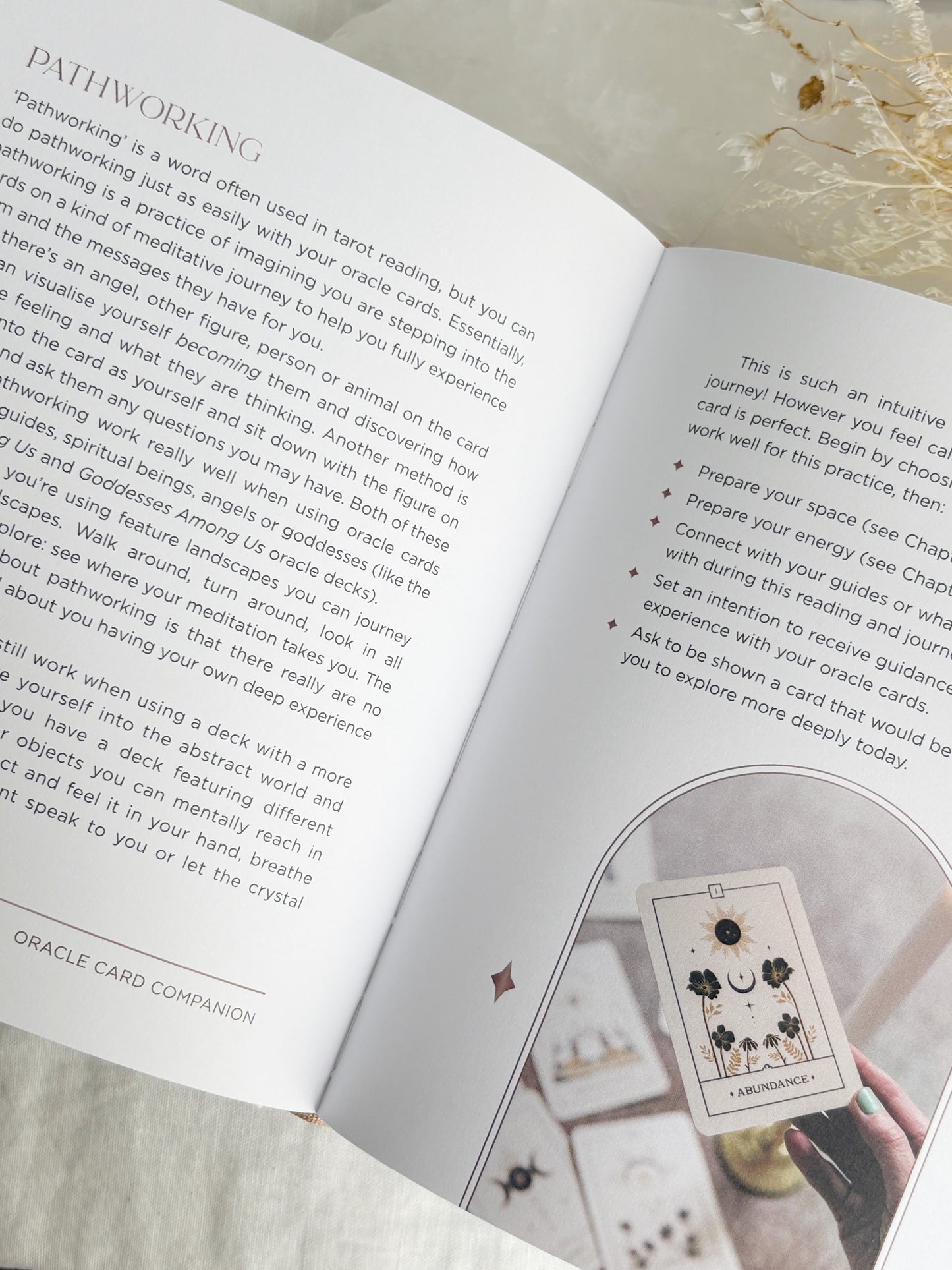 ORACLE CARD COMPANION || VICTORIA MAXWELL