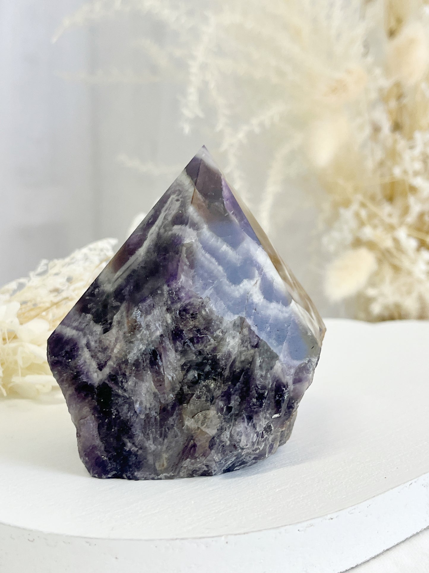DREAM AMETHYST SEMI POLISHED POINT || 32099
