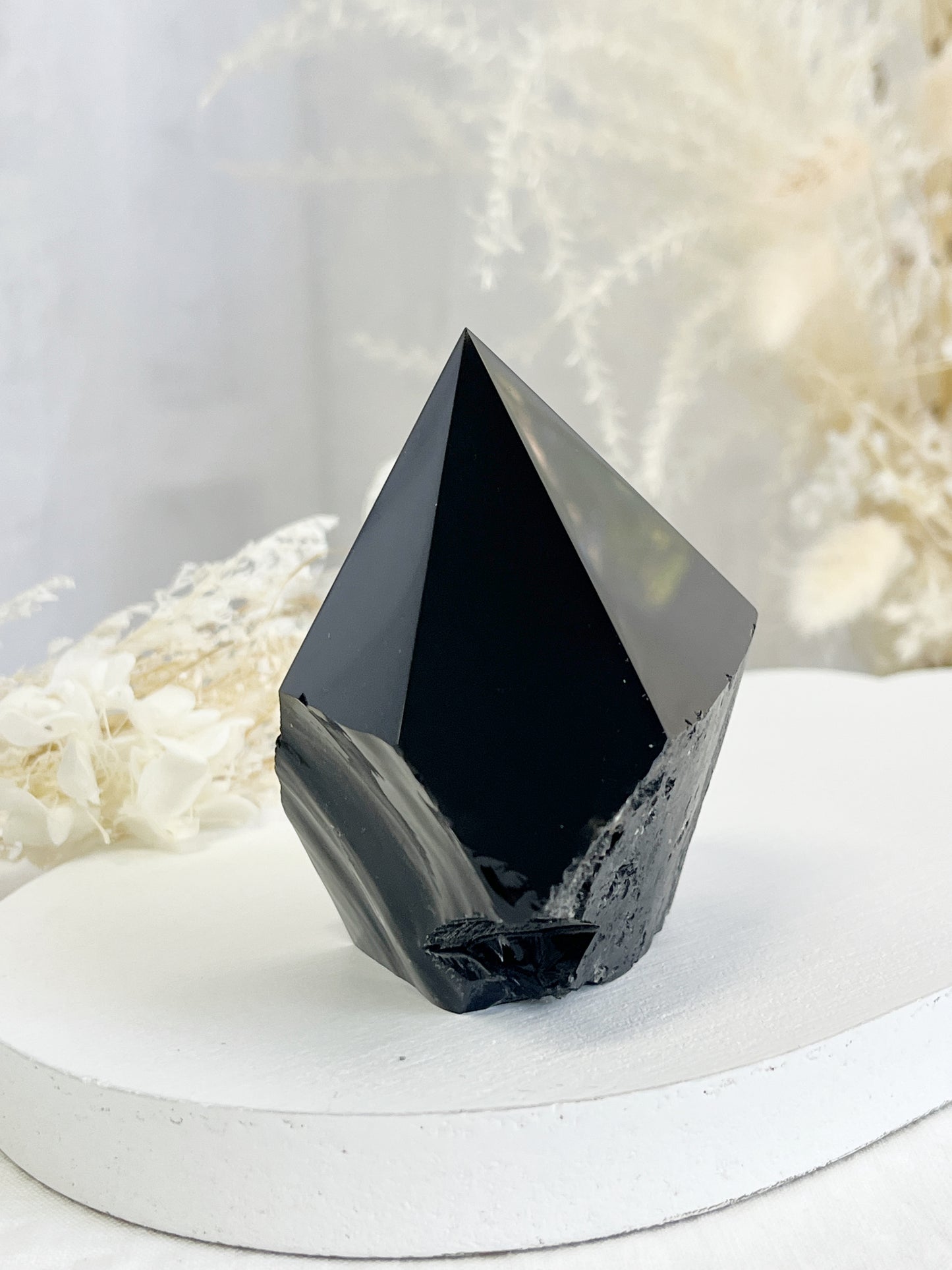 BLACK OBSIDIAN SEMI POLISHED POINT || 32095