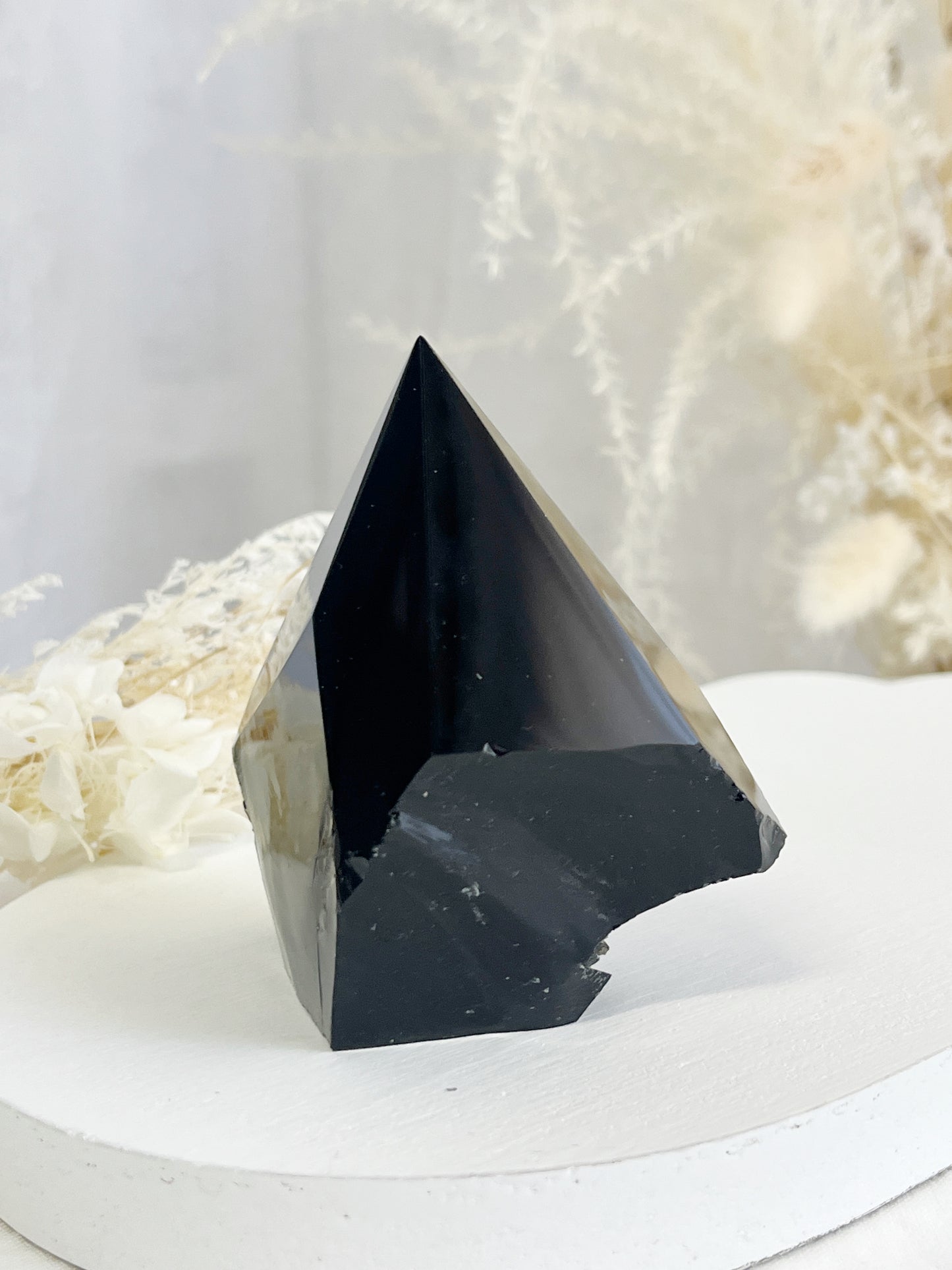 BLACK OBSIDIAN SEMI POLISHED POINT || 32095