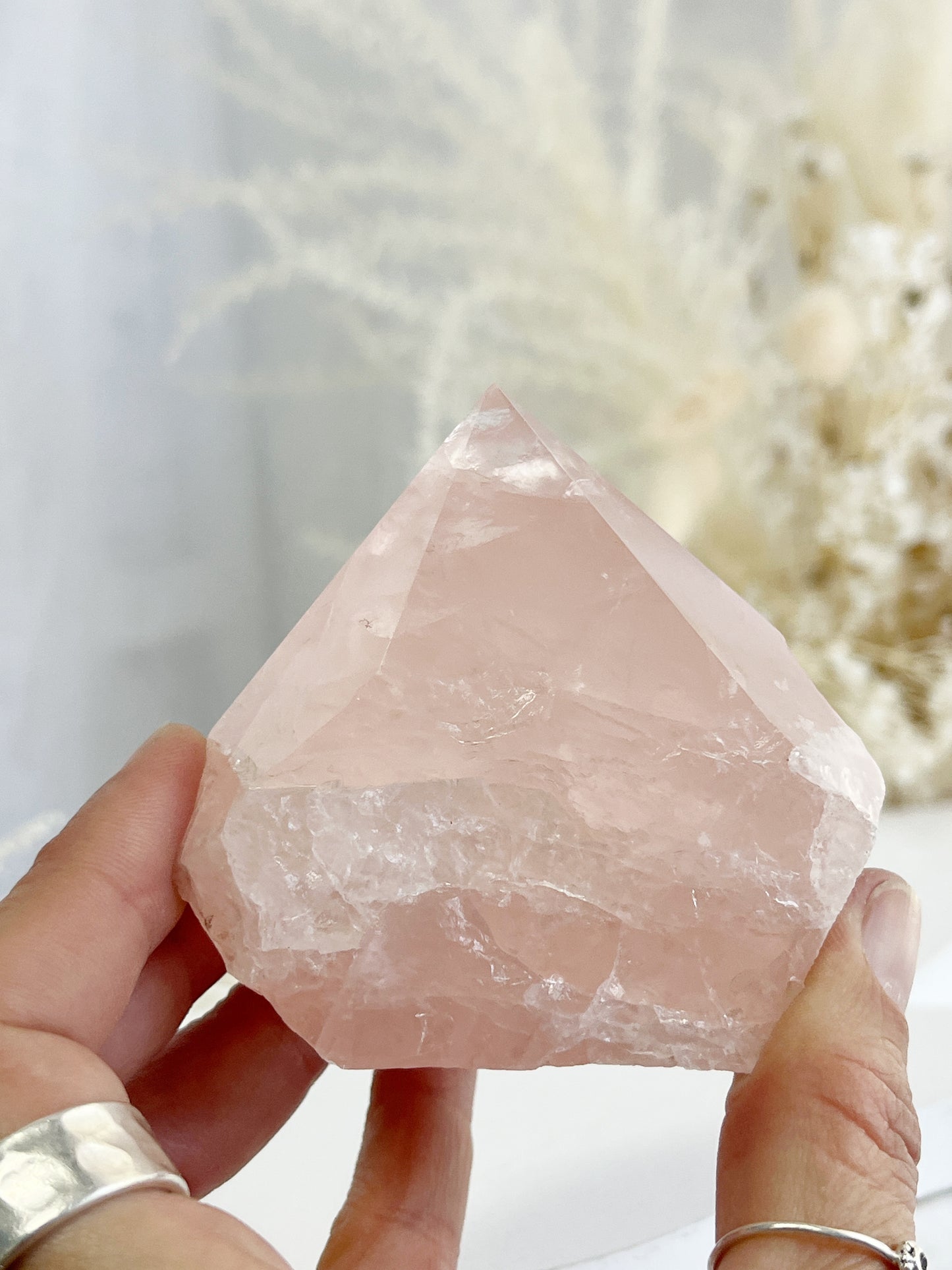 ROSE QUARTZ SEMI POLISHED POINT || 32097