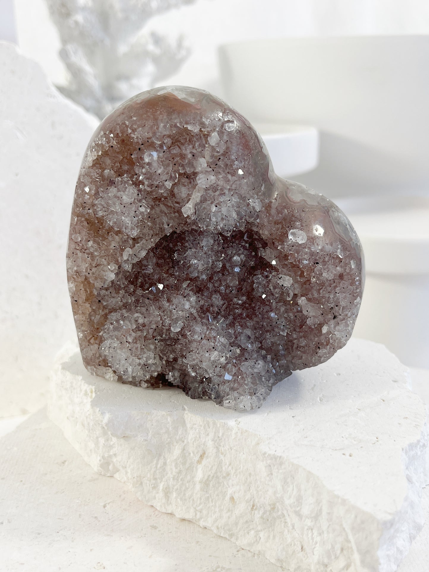 AMETHYST SUGAR DRUZE CLUSTER HEART | 001