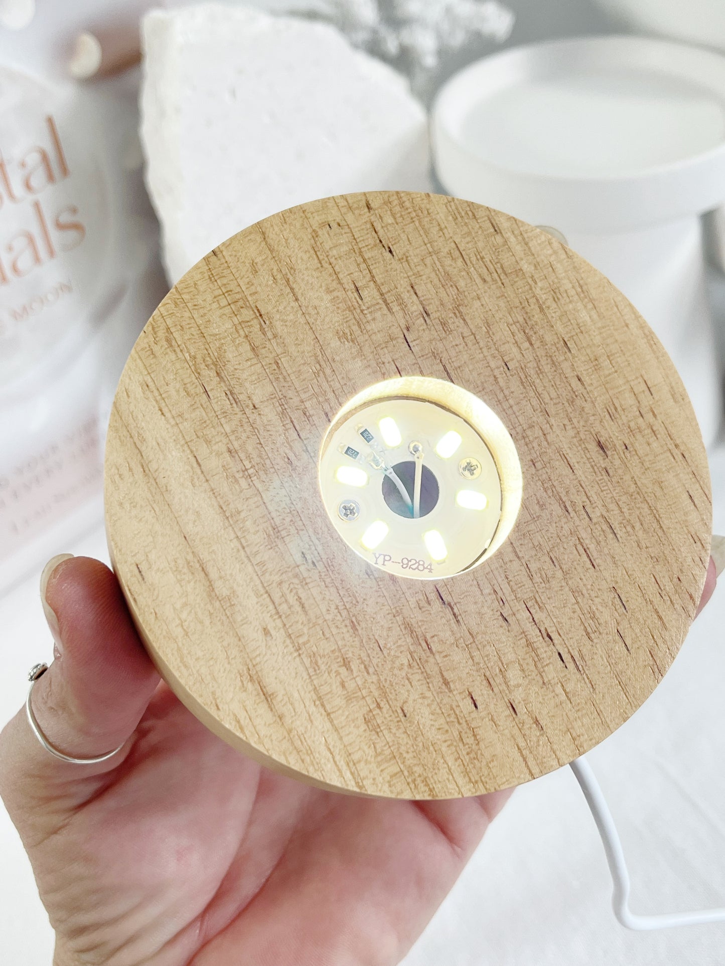 LAMP BASE | USB POWERED WHITE LIGHT