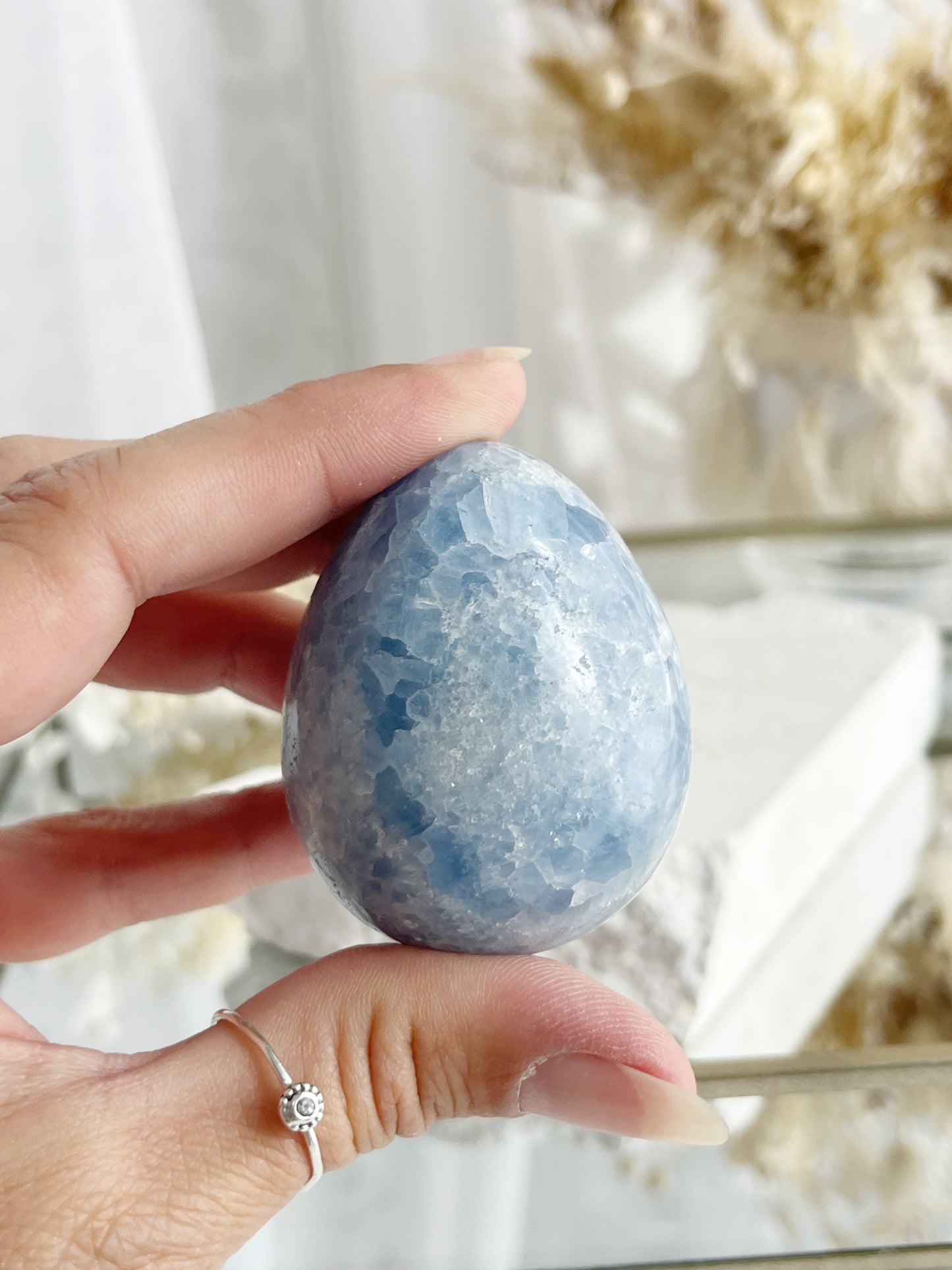 BLUE CALCITE EGG || 20809