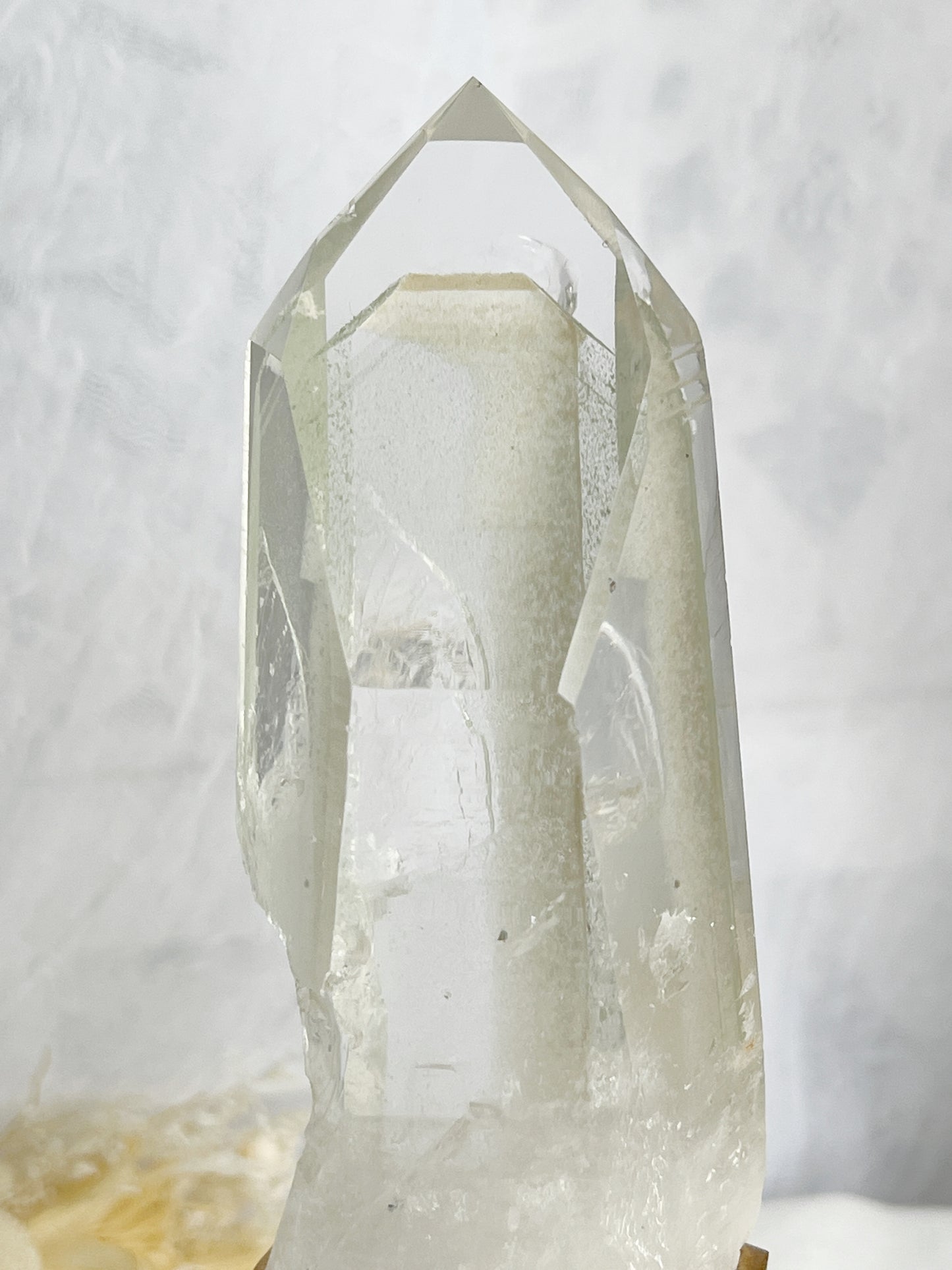 LEMURIAN QUARTZ POINT ON STAND || 30675