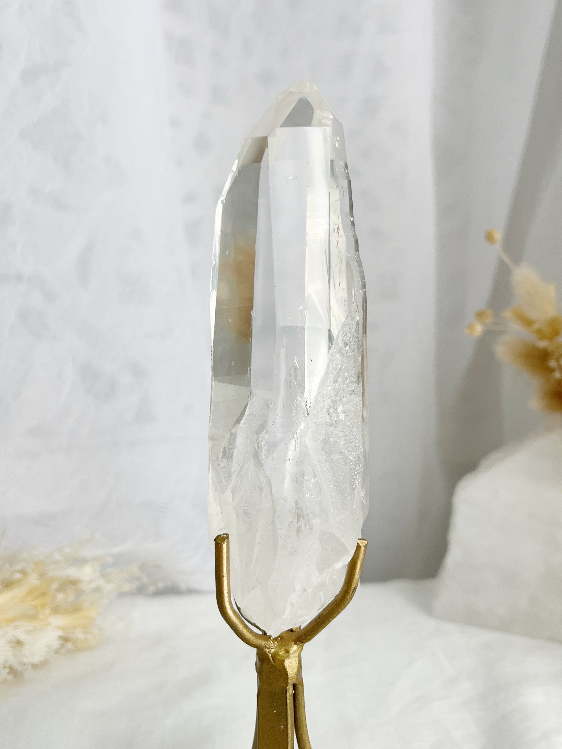 LEMURIAN QUARTZ POINT ON STAND