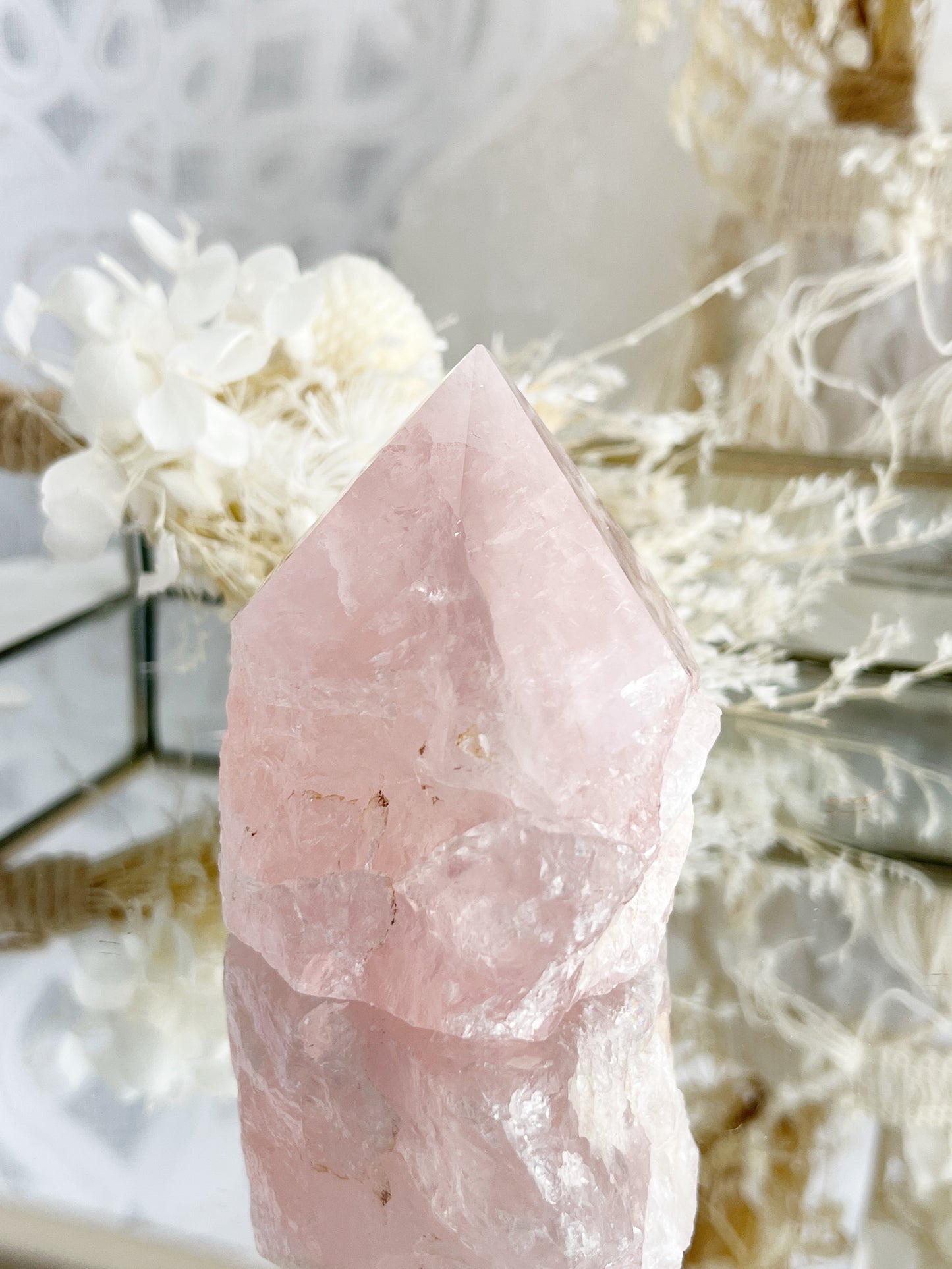 ROSE QUARTZ SEMI POLISHED POINT || 30037