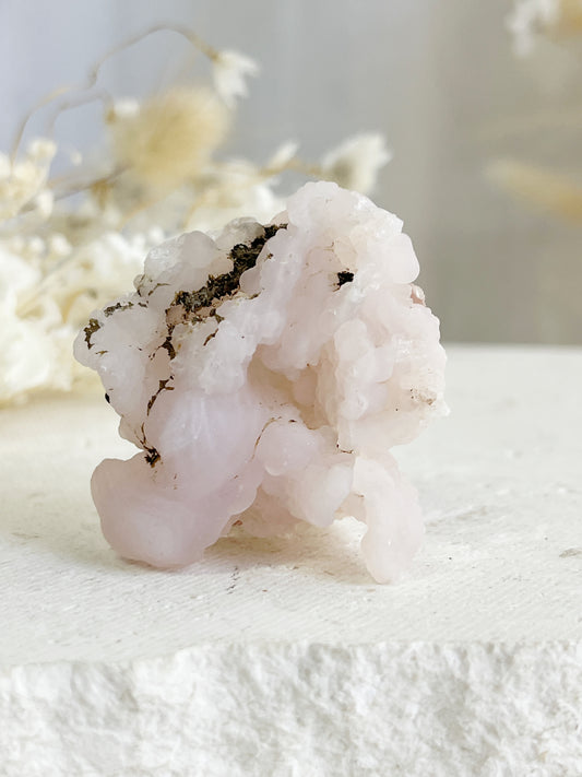 PINK CHALCEDONY SPECIMEN || 31463