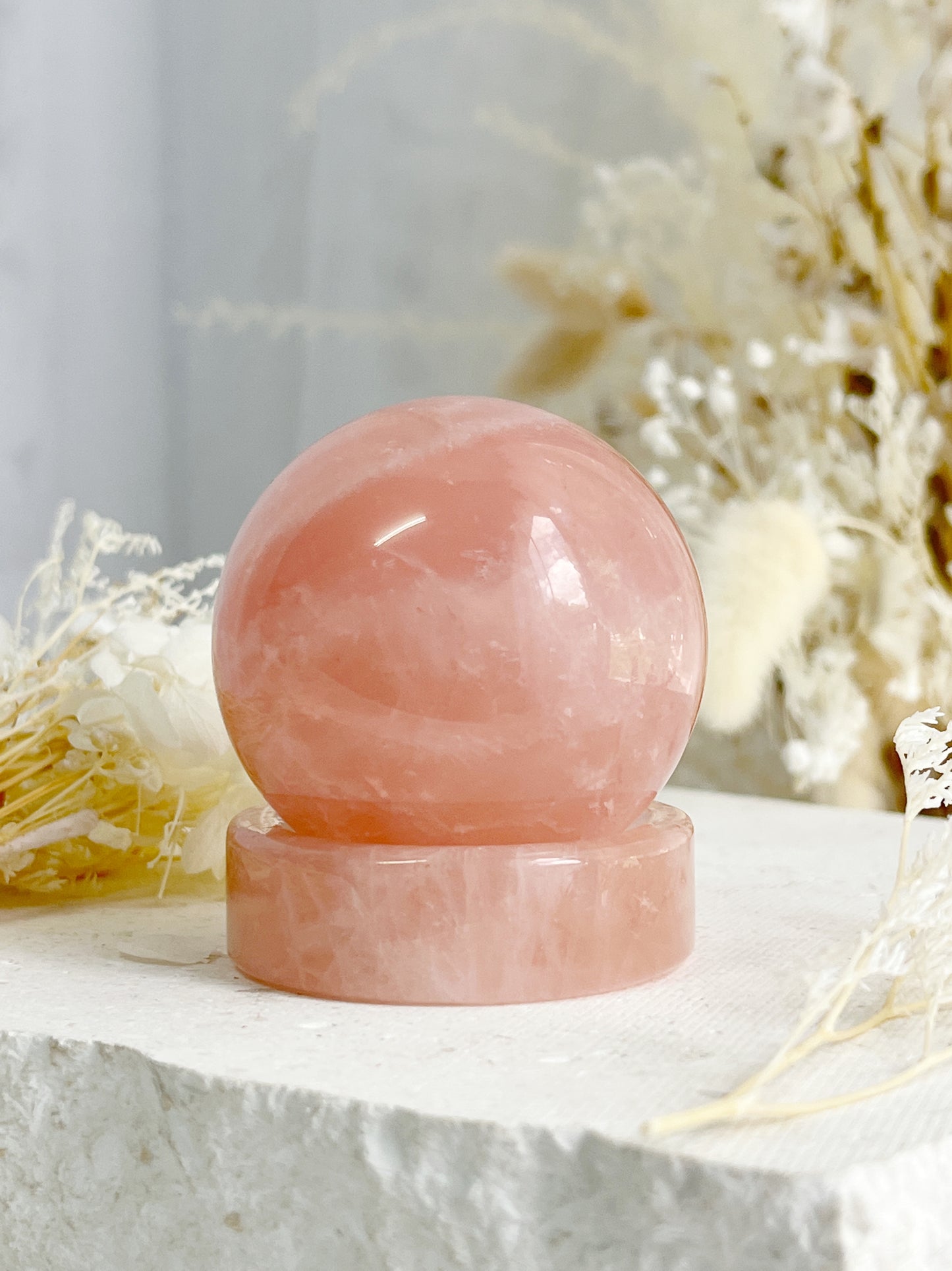 ROSE QUARTZ SPHERE || 31755