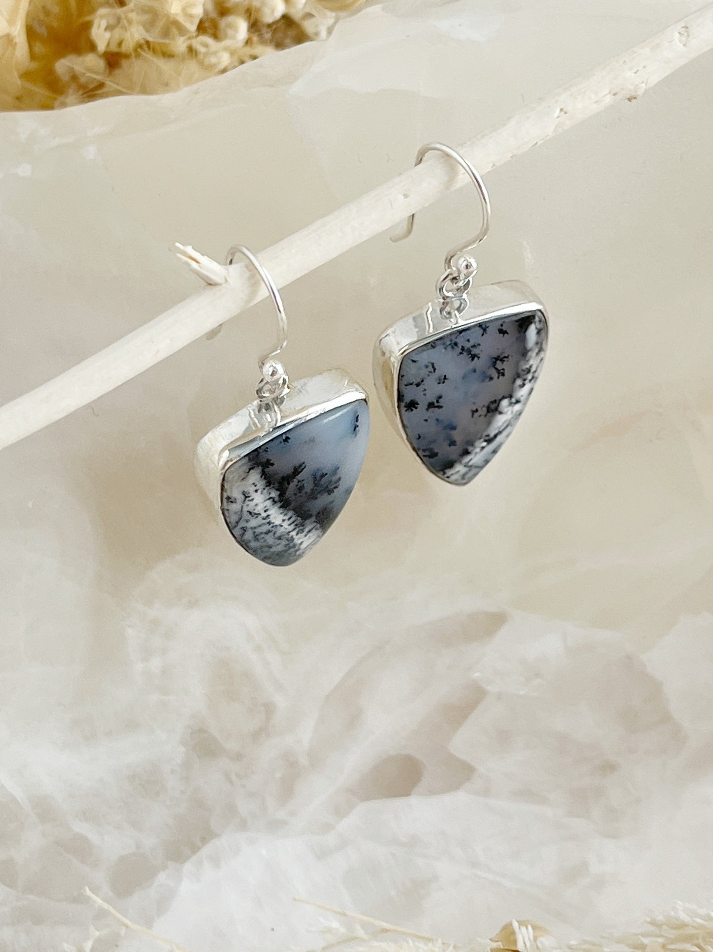 DENDRIC AGATE EARRINGS || 30090