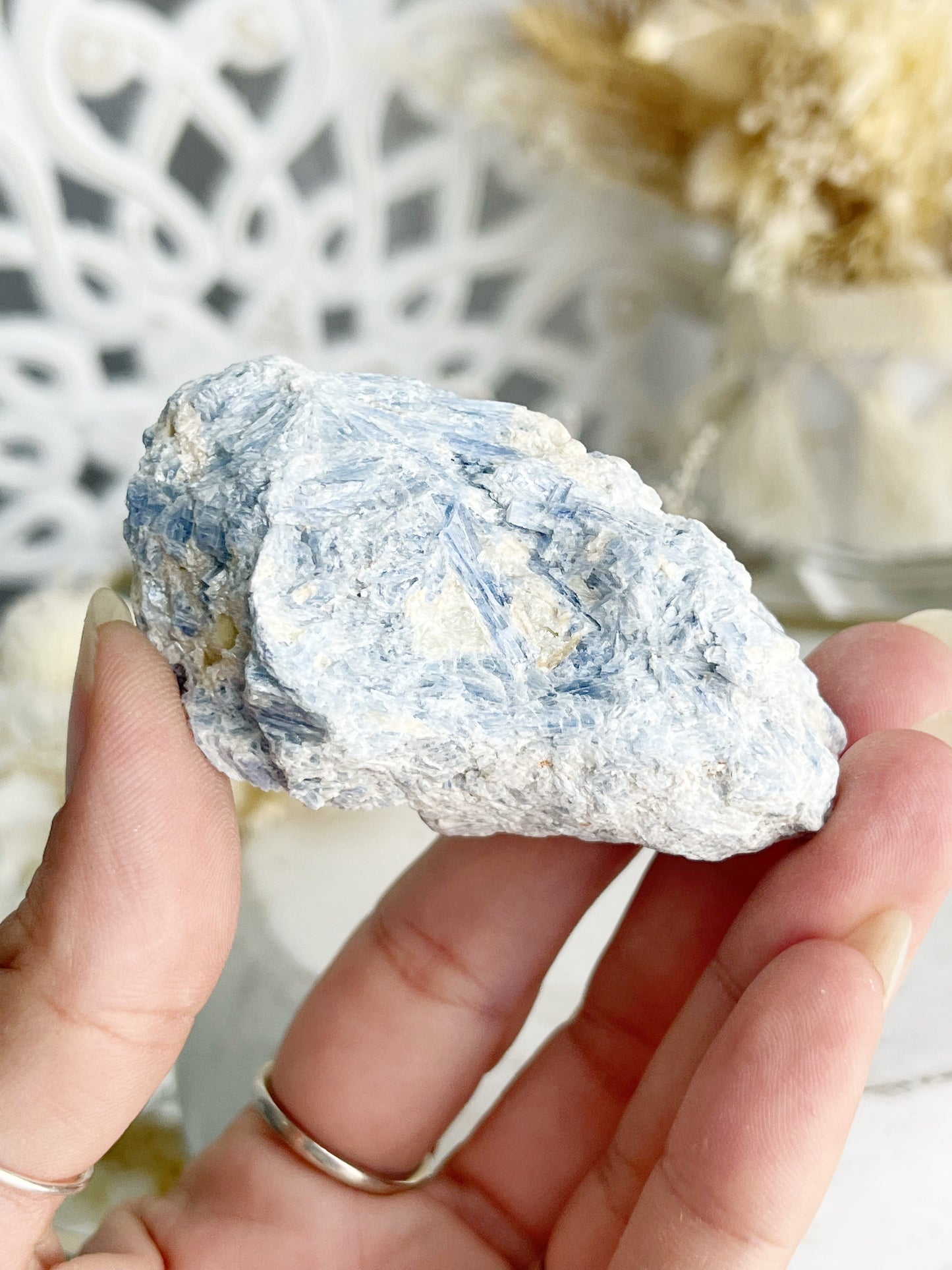 BLUE KYANITE ROUGH || 20591