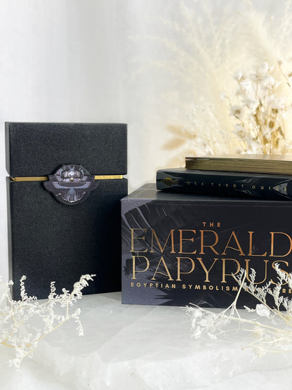 EMERALD PAPYRUS TAROT DECK || YANA SAINT LEVIE