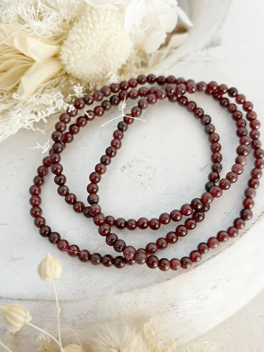 GARNET BEAD BRACELET || 4MM