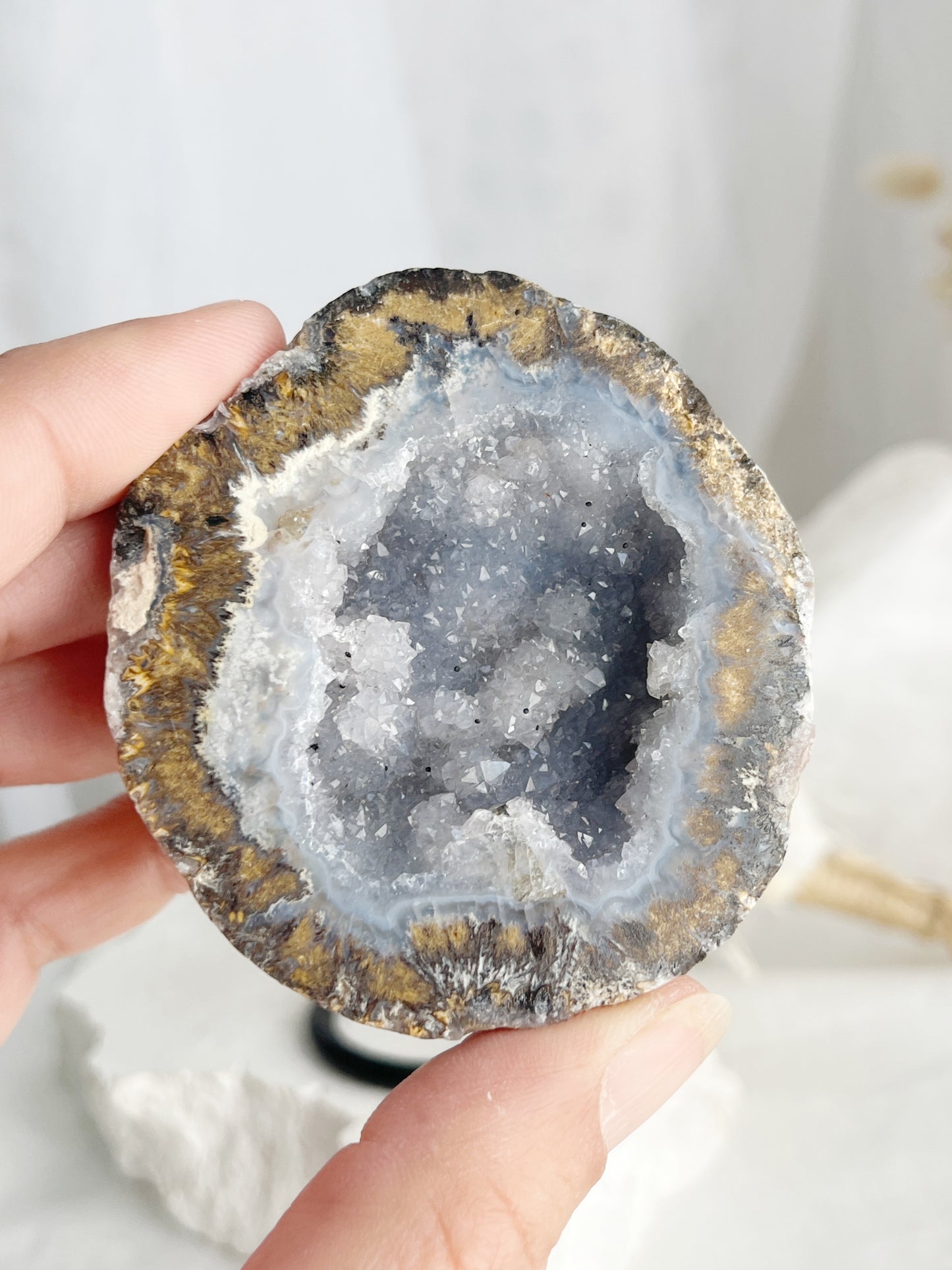 TRANCAS GEODE. Agate, Quartz, Calcite + Chalcedony. STONED AND SAGED AUSTRALIA