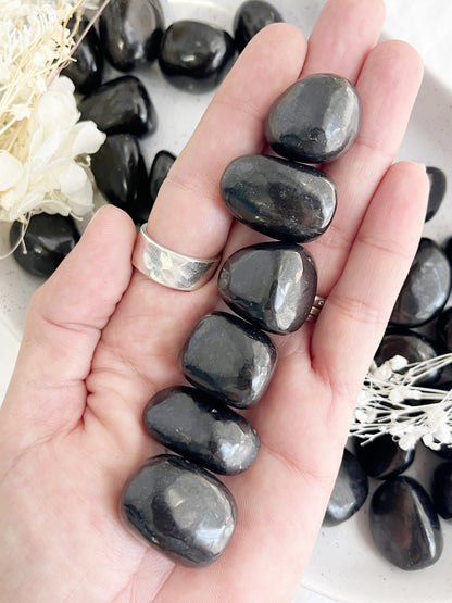 SHUNGITE TUMBLE