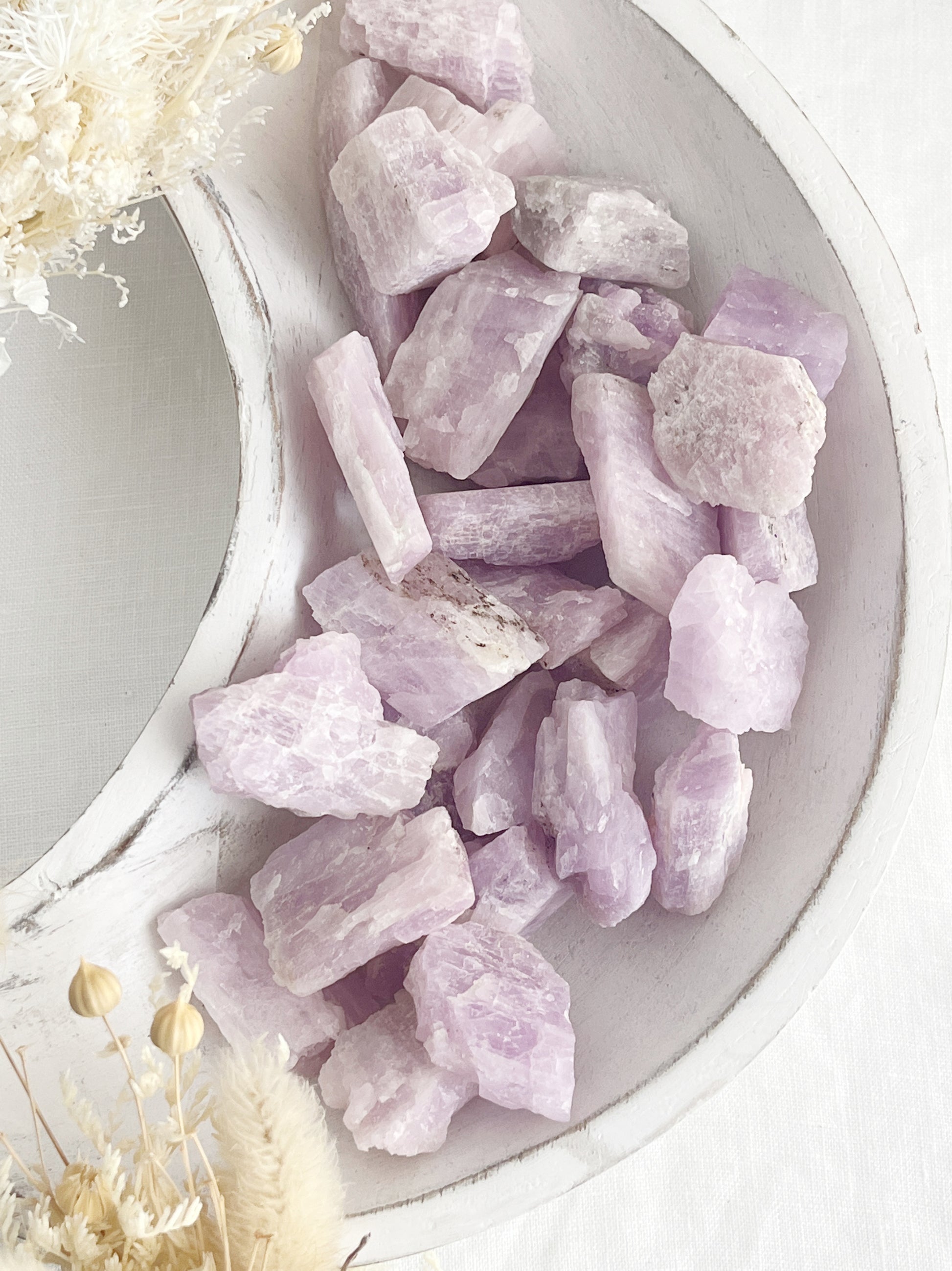 Kunzite rough natural stones, crystals Australia