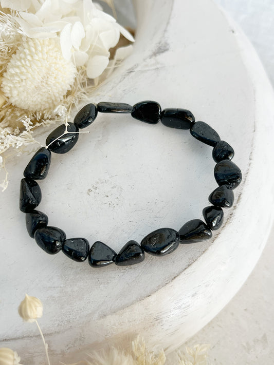 BLACK TOURMALINE PEBBLE BRACELET