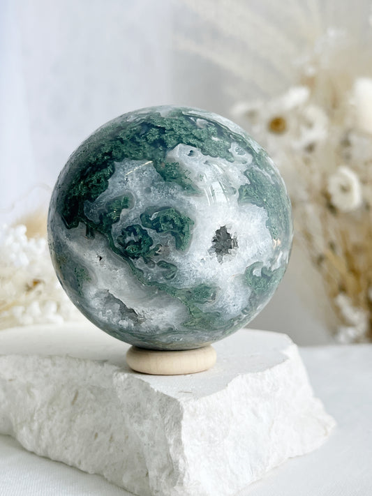 MOSS AGATE SPHERE APPROX 6.4CM. STONED AND SAGED AUSTRALIA.