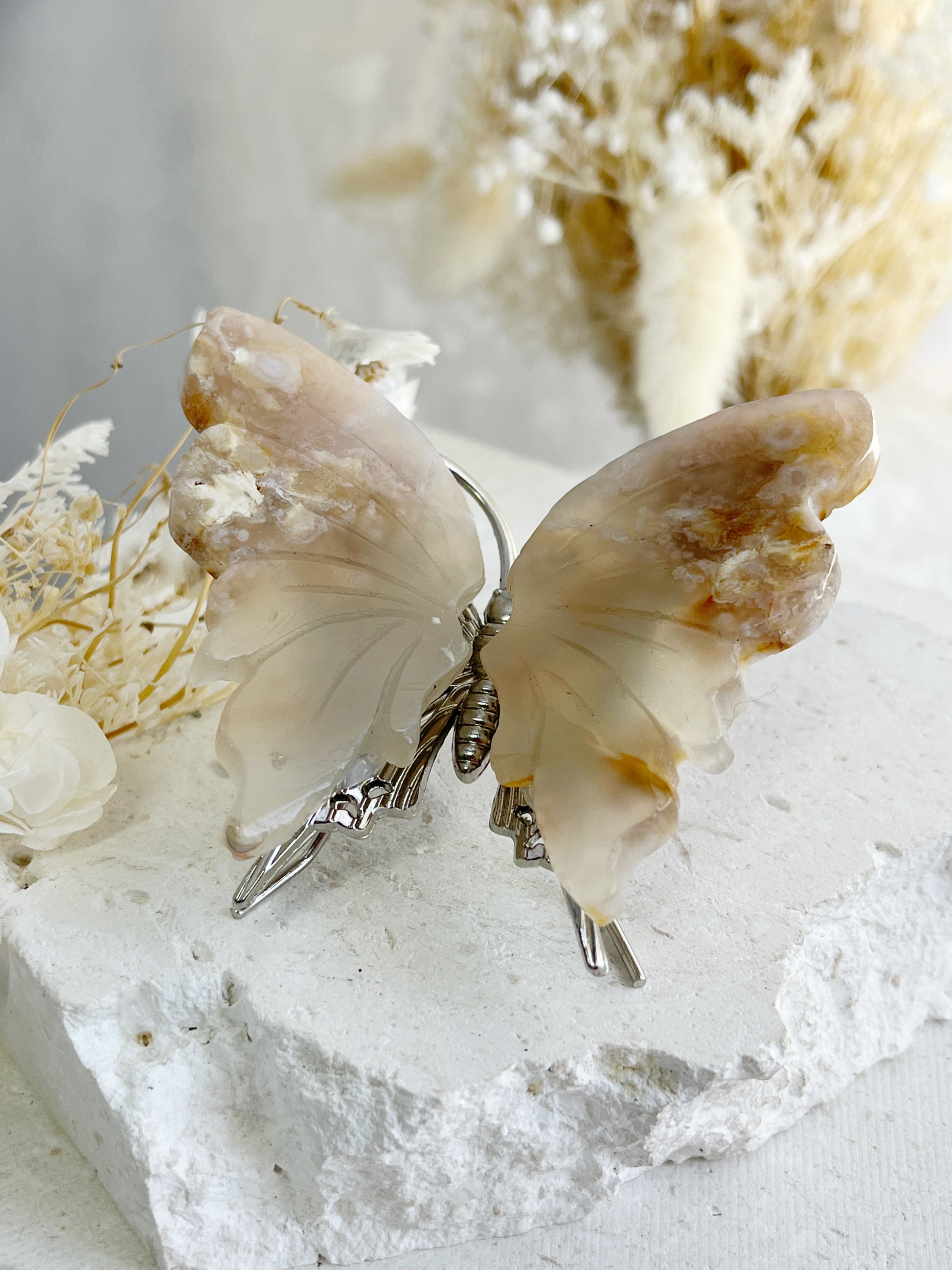FLOWER AGATE CRYSTAL BUTTERFLY AUSTRALIA SELF GROWTH TRANSFORMATION LOVE HEALING STONED AND SAGED