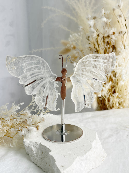 CLEAR QUARTZ WINGS ON STAND || 31837