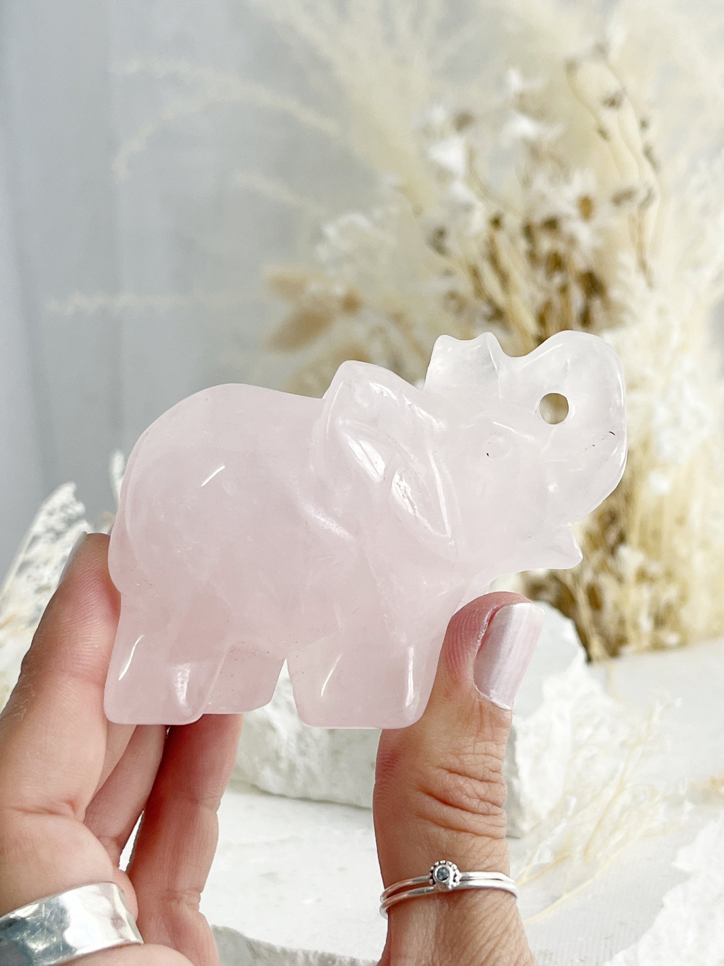 ROSE QUARTZ ELEPHANT || 31748